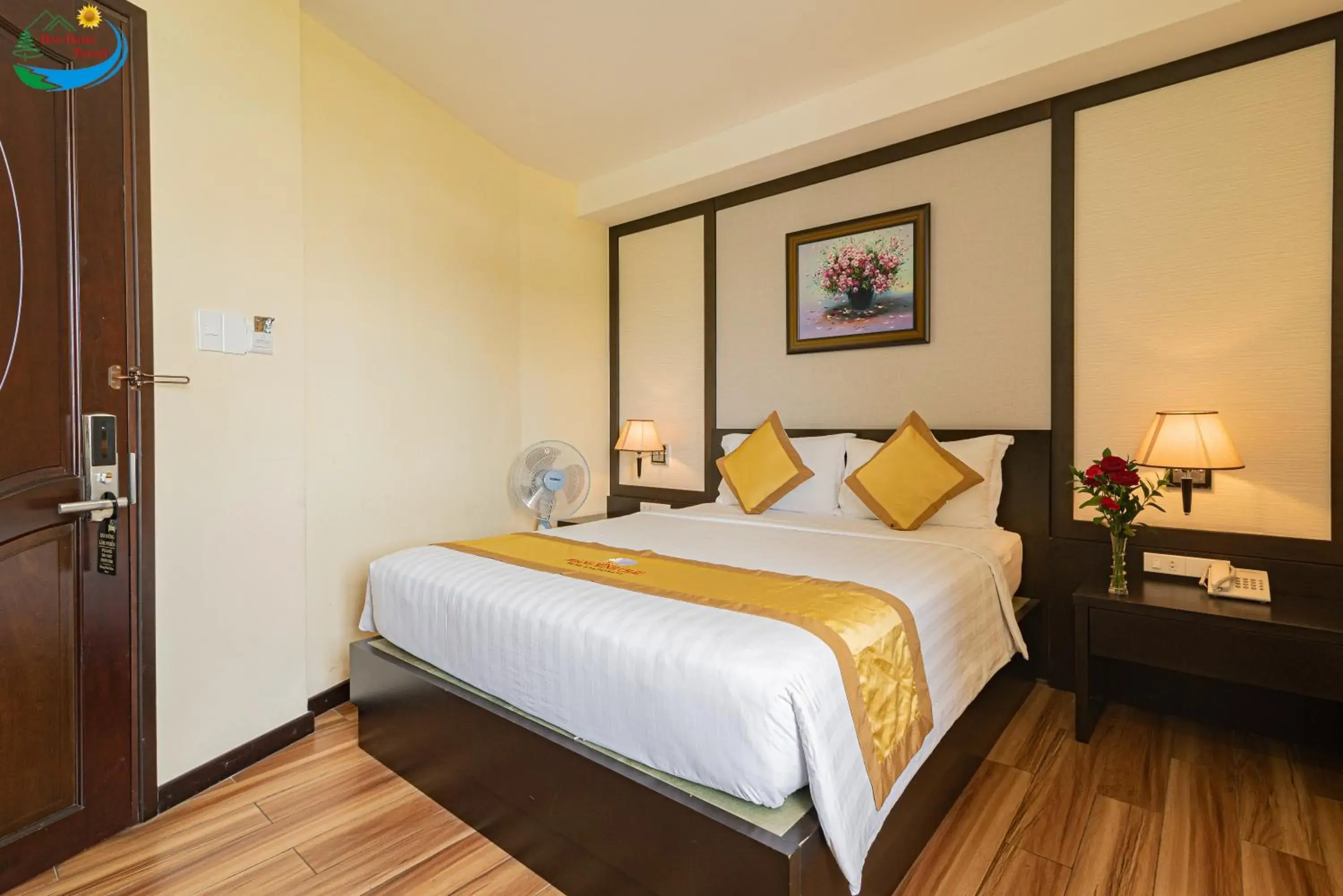 Standard Double Room in Hoang Minh Chau Ba Trieu Hotel Standard Double Room in Hoang Minh Chau Ba Trieu Hotel