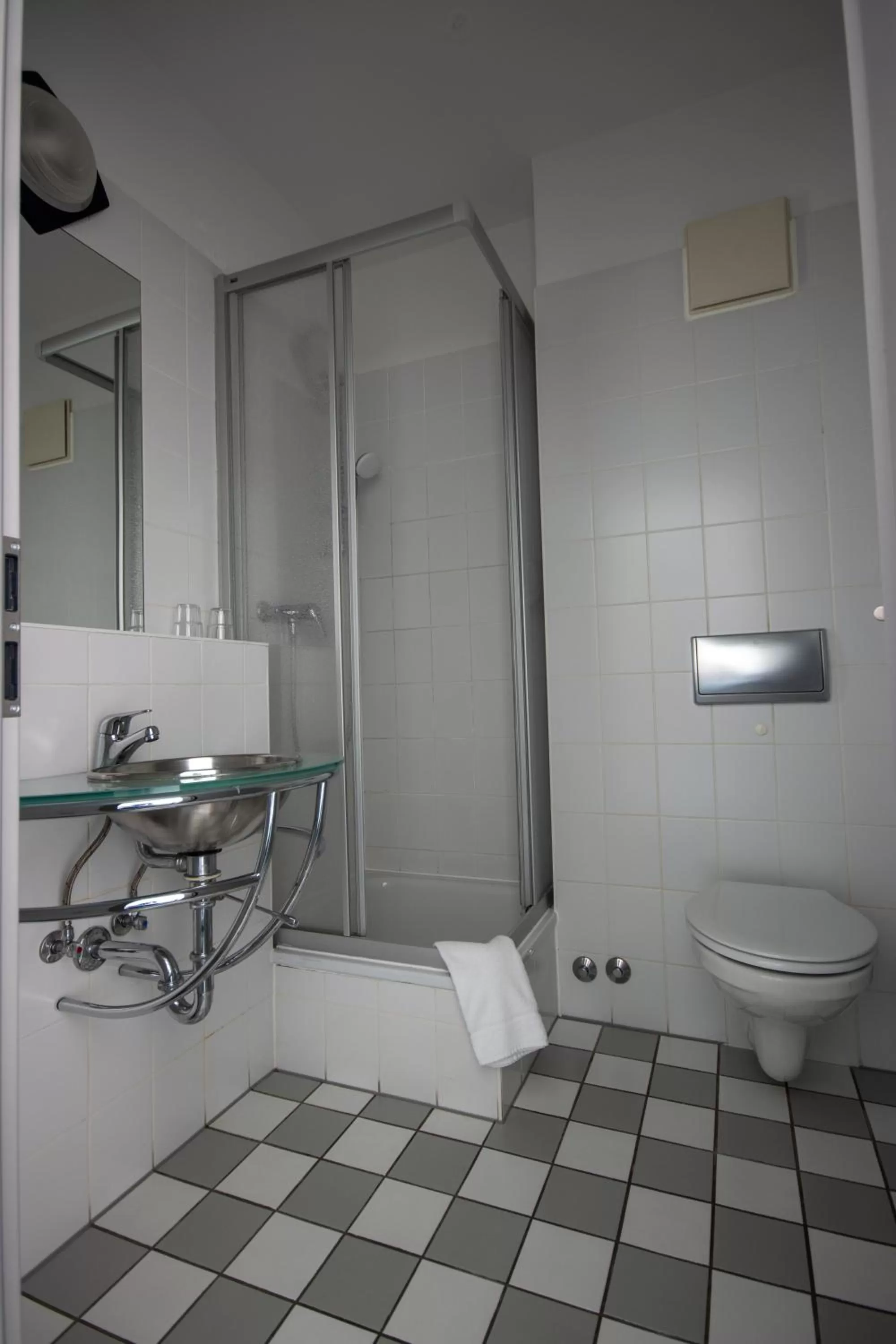 Bathroom in Check Inn Hotel Merseburg