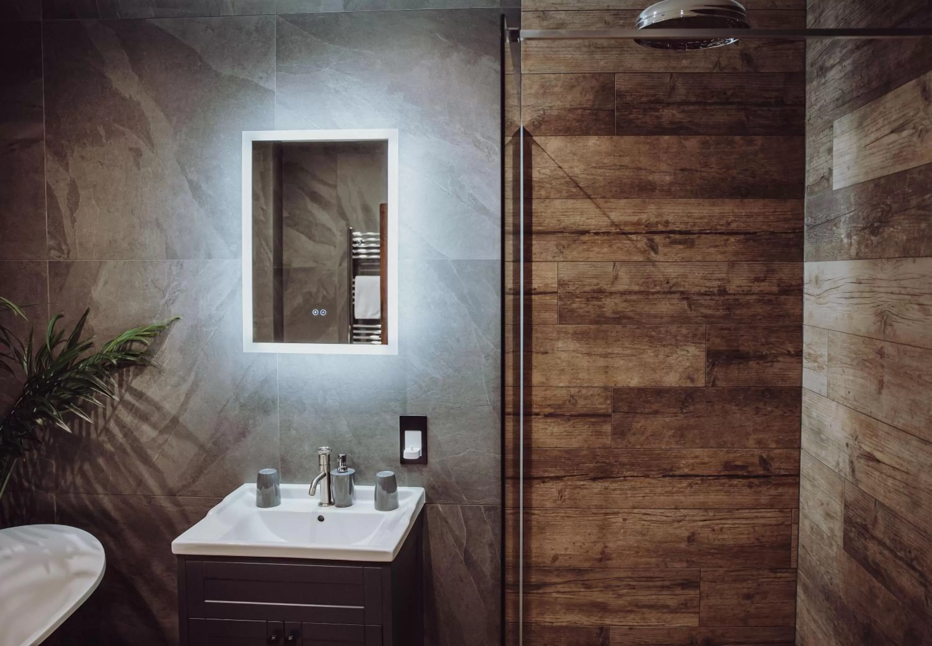 Bathroom in South Causey Inn