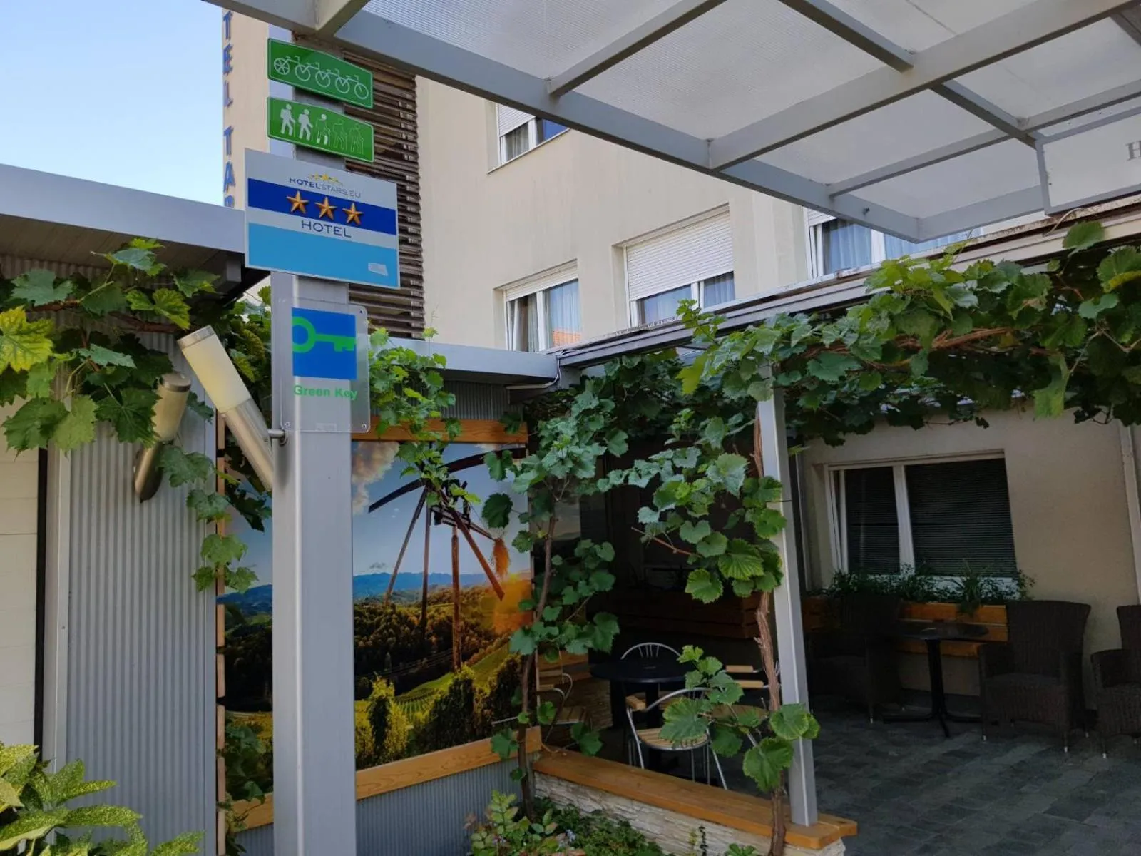 Patio in Hotel Tabor Maribor