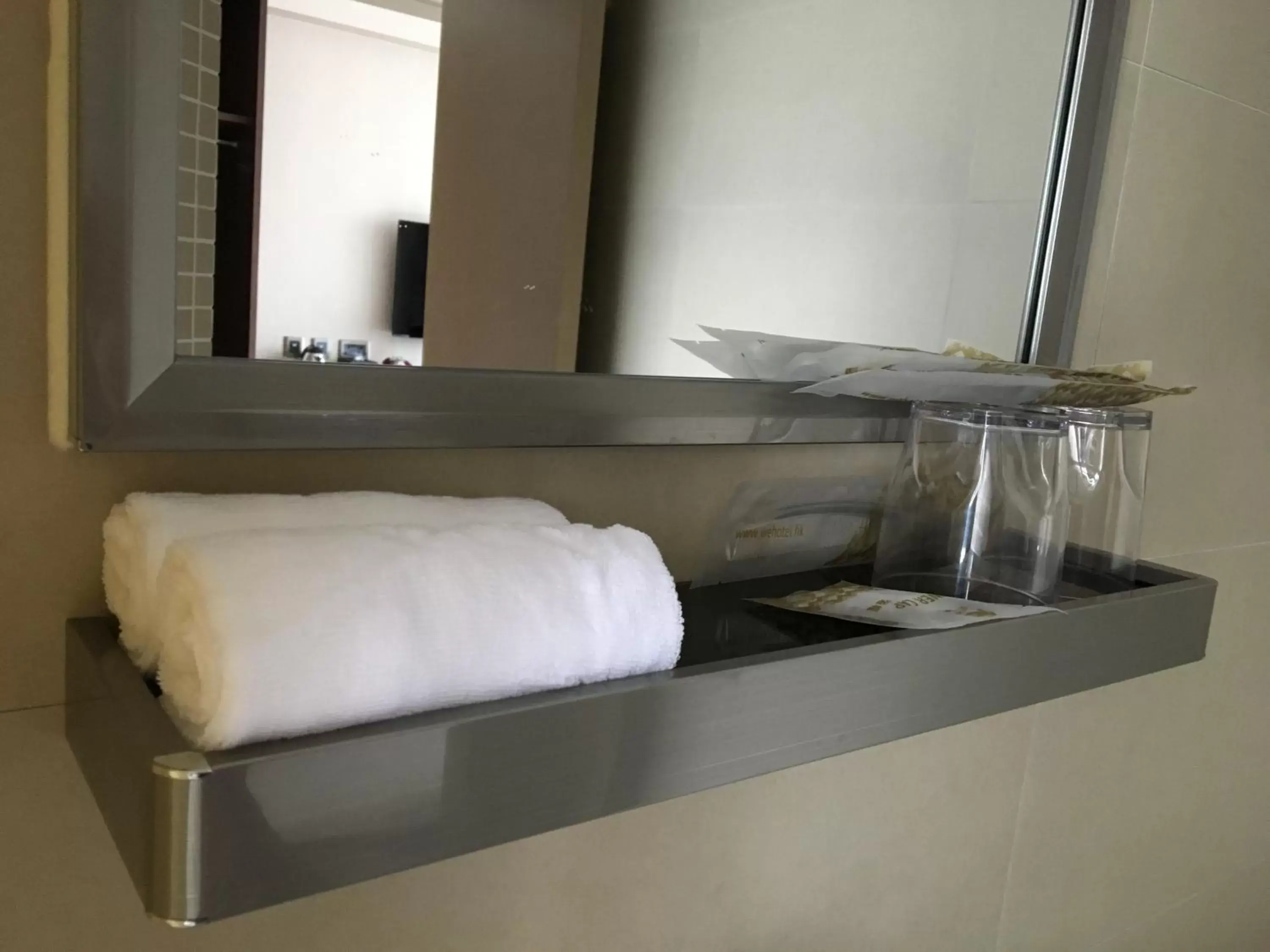 Twin Room with Extra Bed in WE Hotel Twin Room with Extra Bed in WE Hotel