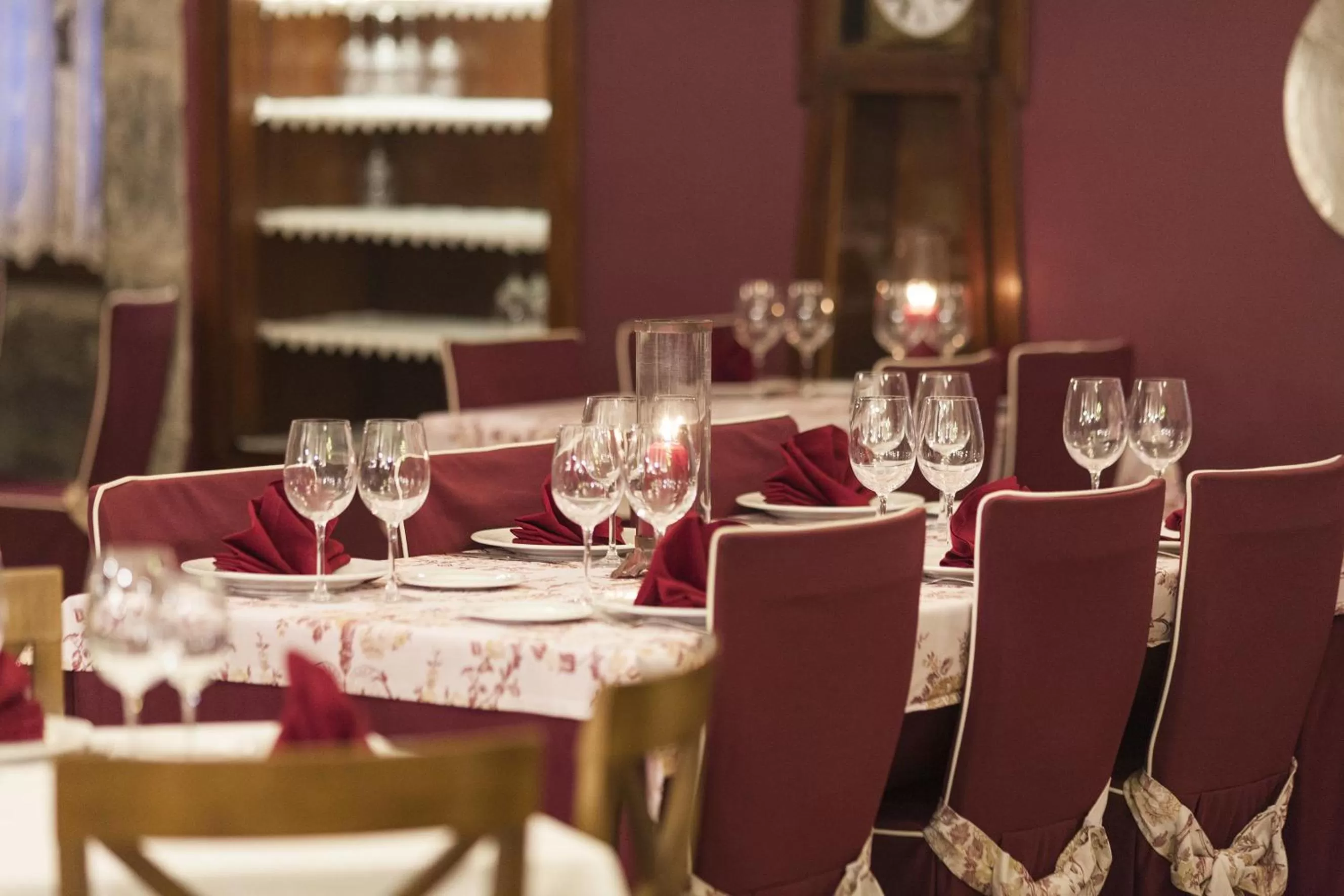 Restaurant/places to eat in Hotel Larrañaga