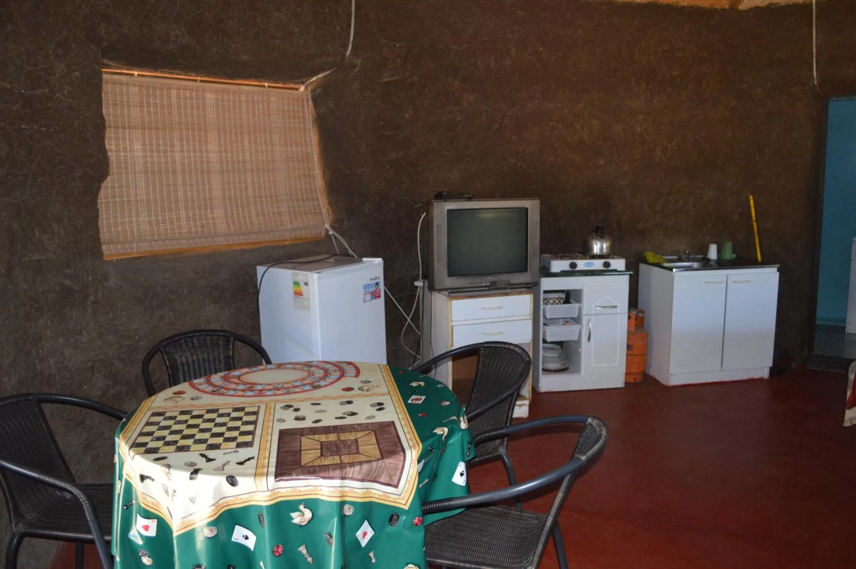 TV/Entertainment Center in Coyunche Cabañas y Camping Laja & San Rosendo