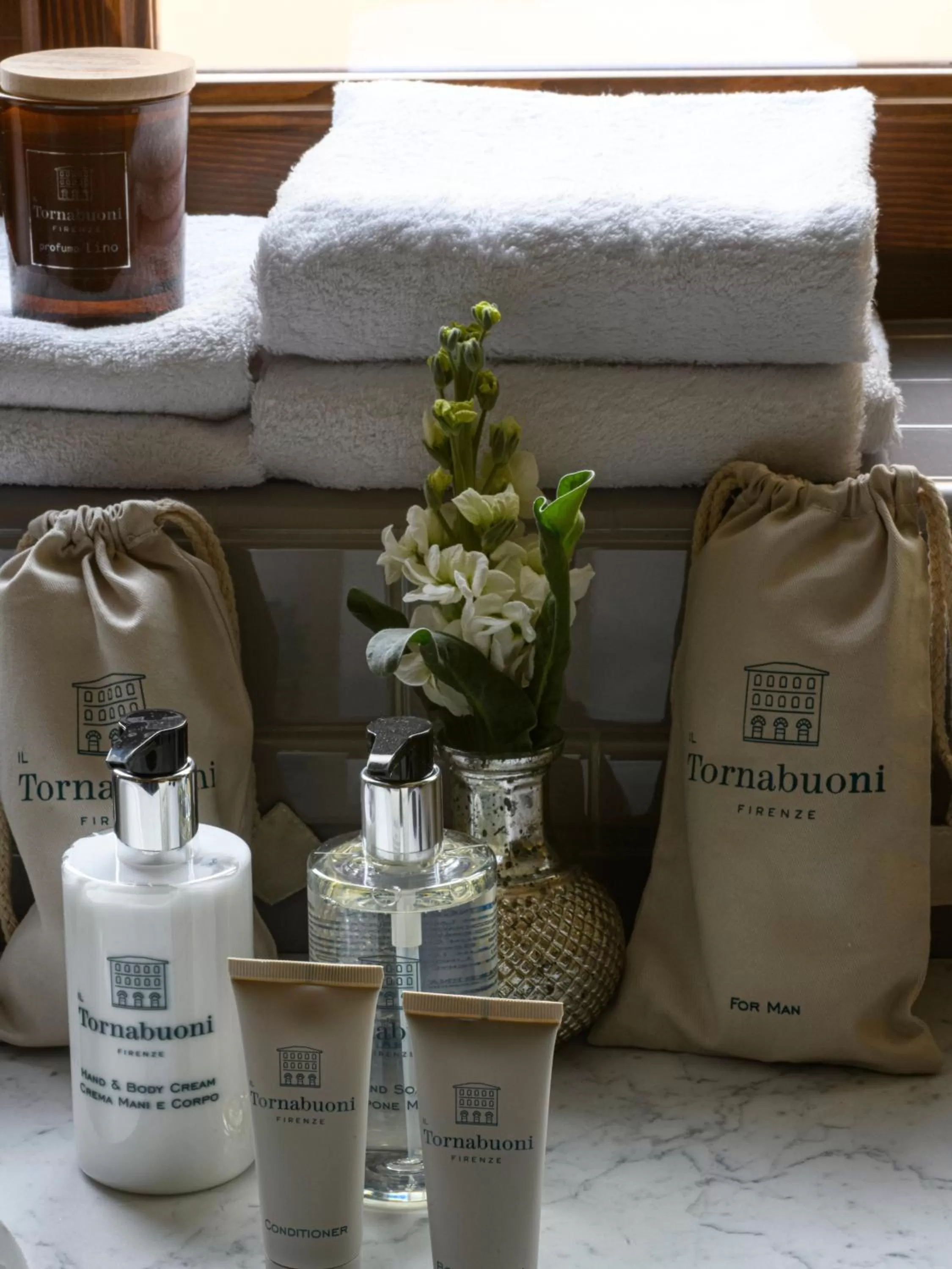 Bathroom in IL Tornabuoni The Unbound Collection by Hyatt