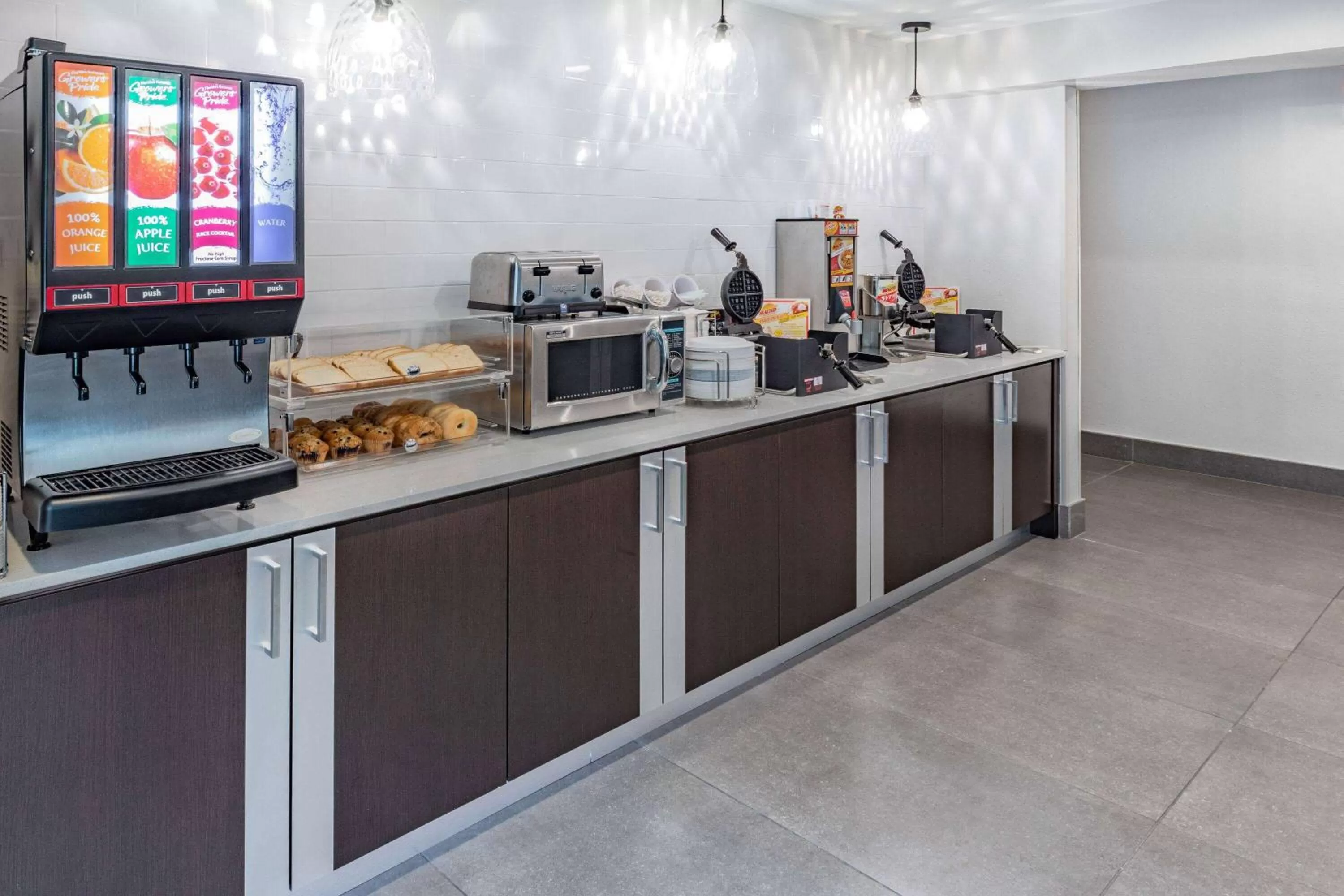 Property building in La Quinta by Wyndham Houston Southwest