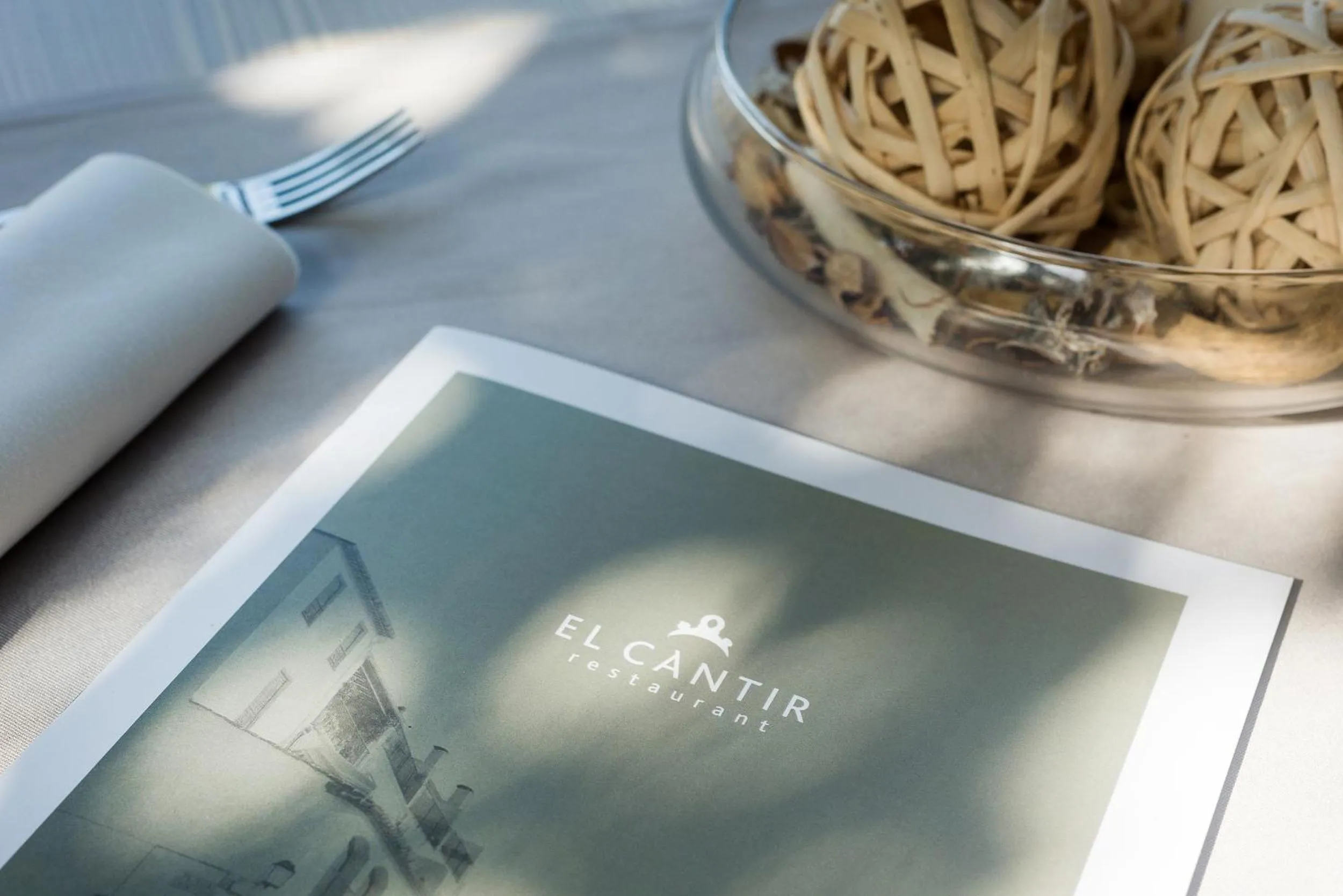 Food and drinks in Hotel Alga