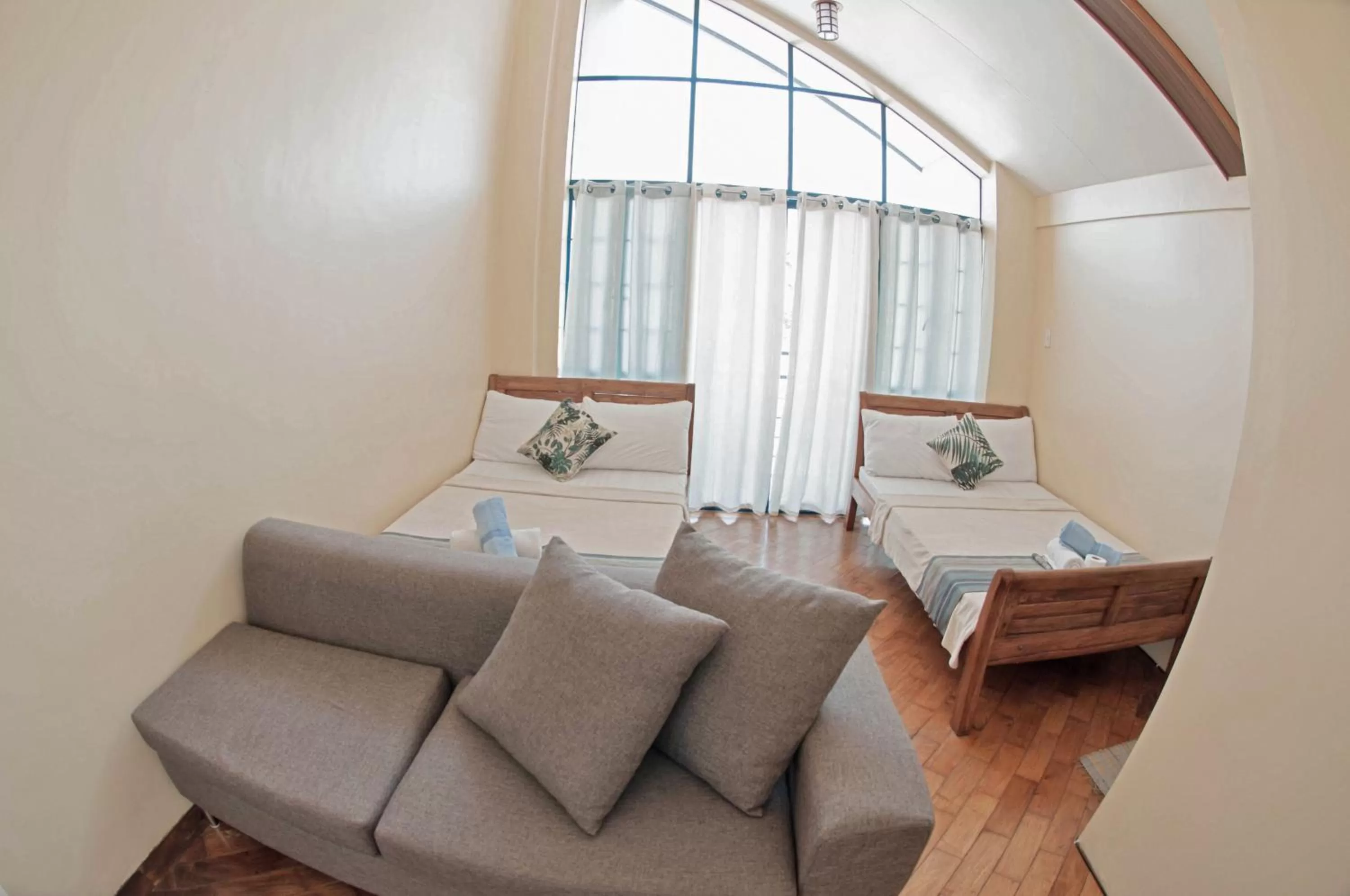 Bed in The Half House by Elmar Cabin