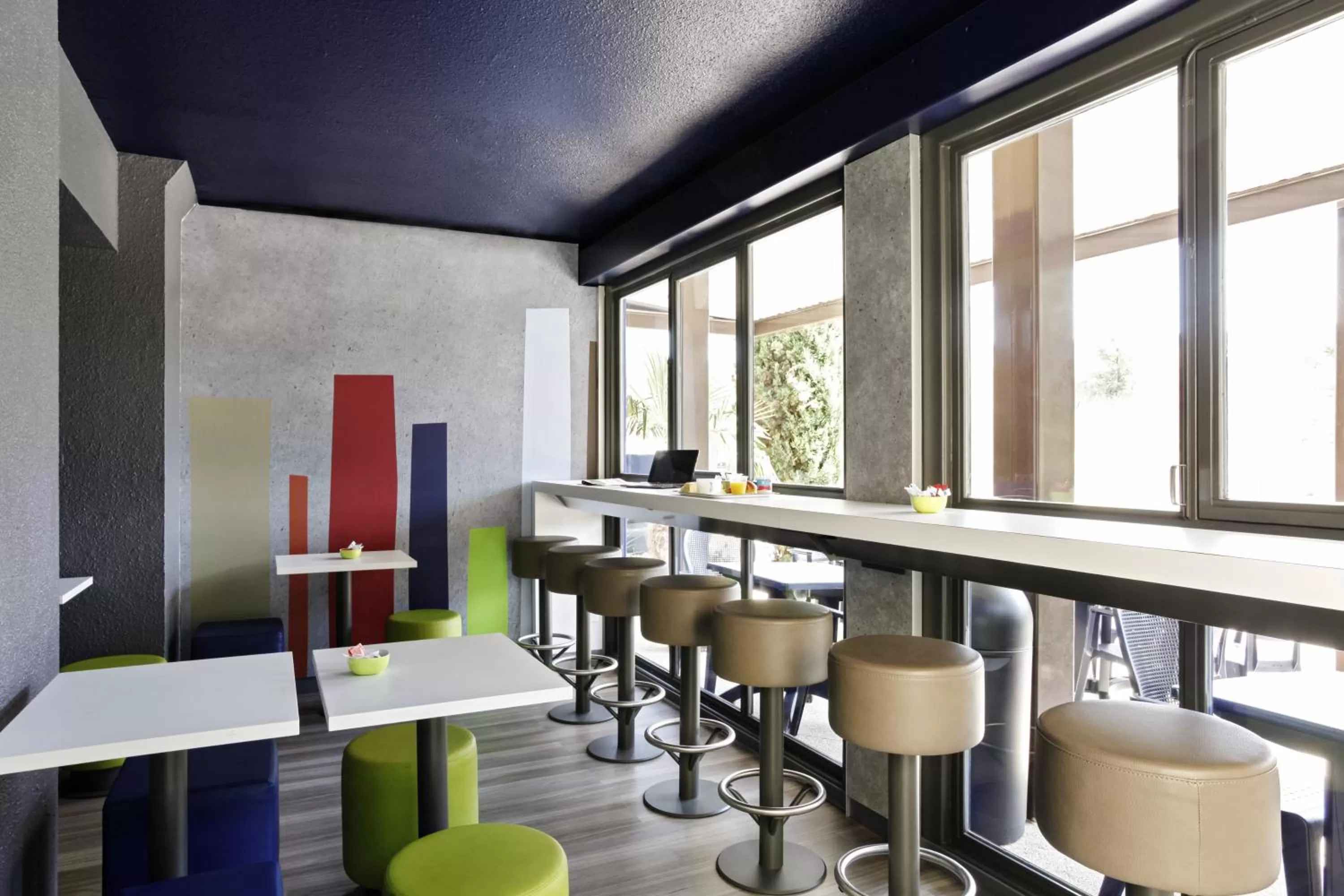Lounge or bar, Lounge/Bar in IBIS Budget Aix en Provence Est Le Canet