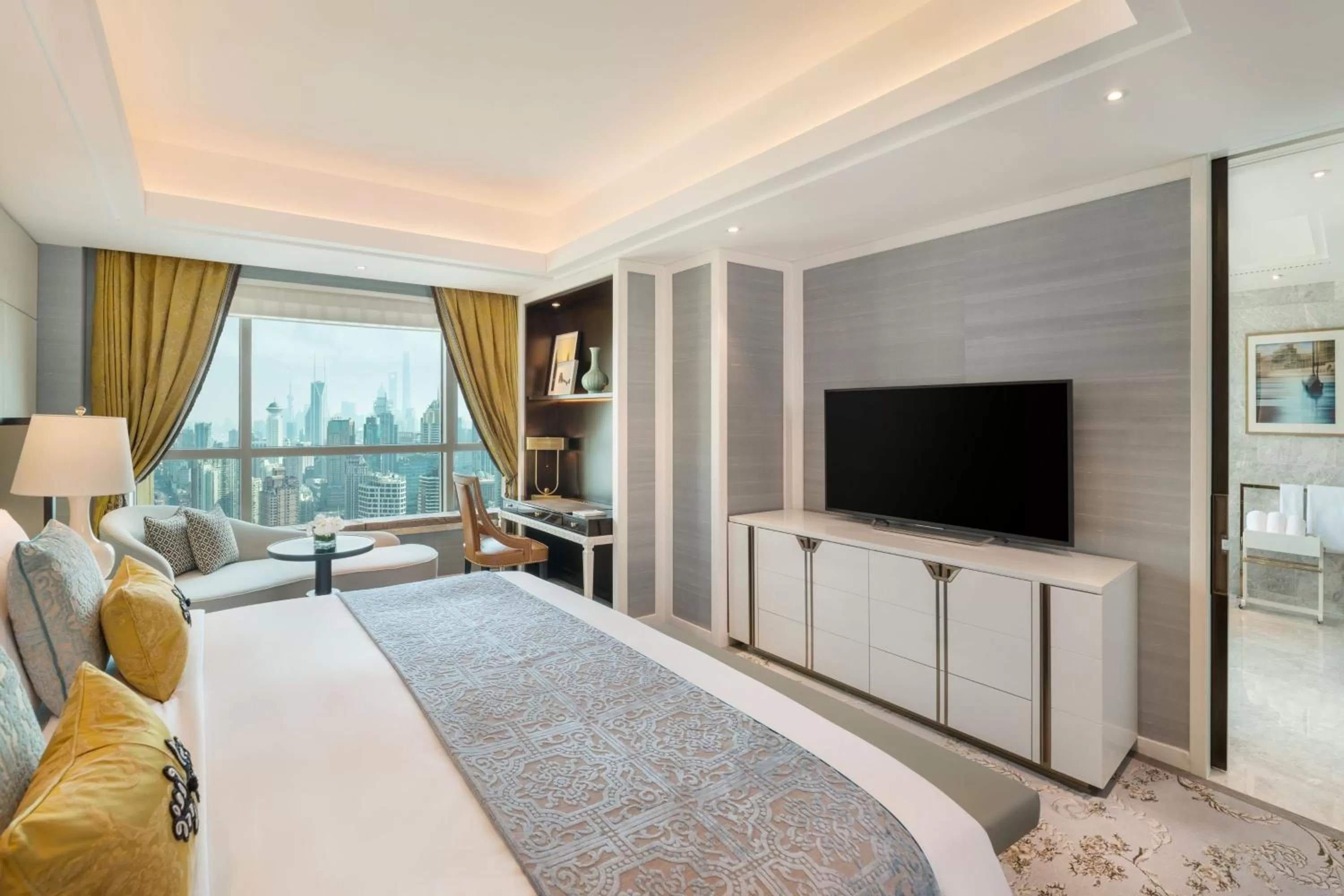 Photo of the whole room, Bed in The St Regis Shanghai Jingan - Where Downtown Luxury Meets Legendary Old Shanghai Jazz