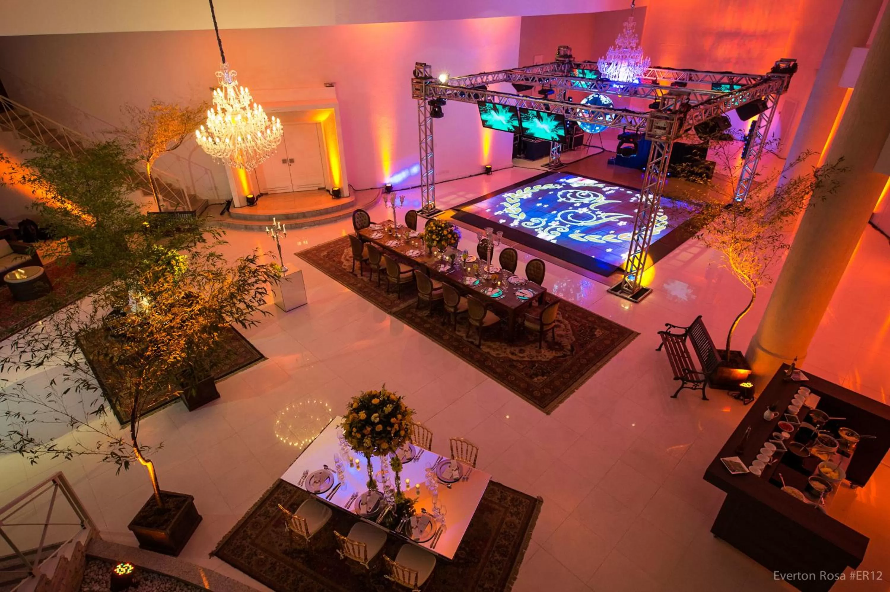 Nightclub / DJ in Swan Novo Hamburgo