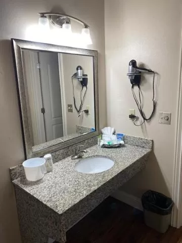 heating in AmeriCoast Inn