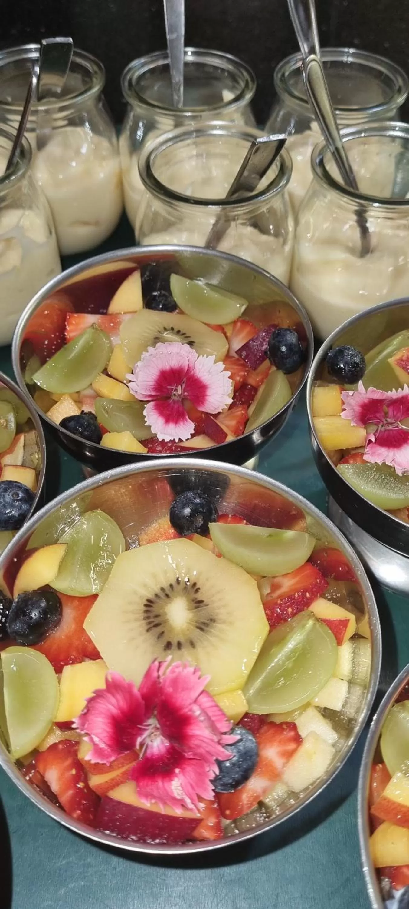 Food and drinks, Food in The Leopard Tree