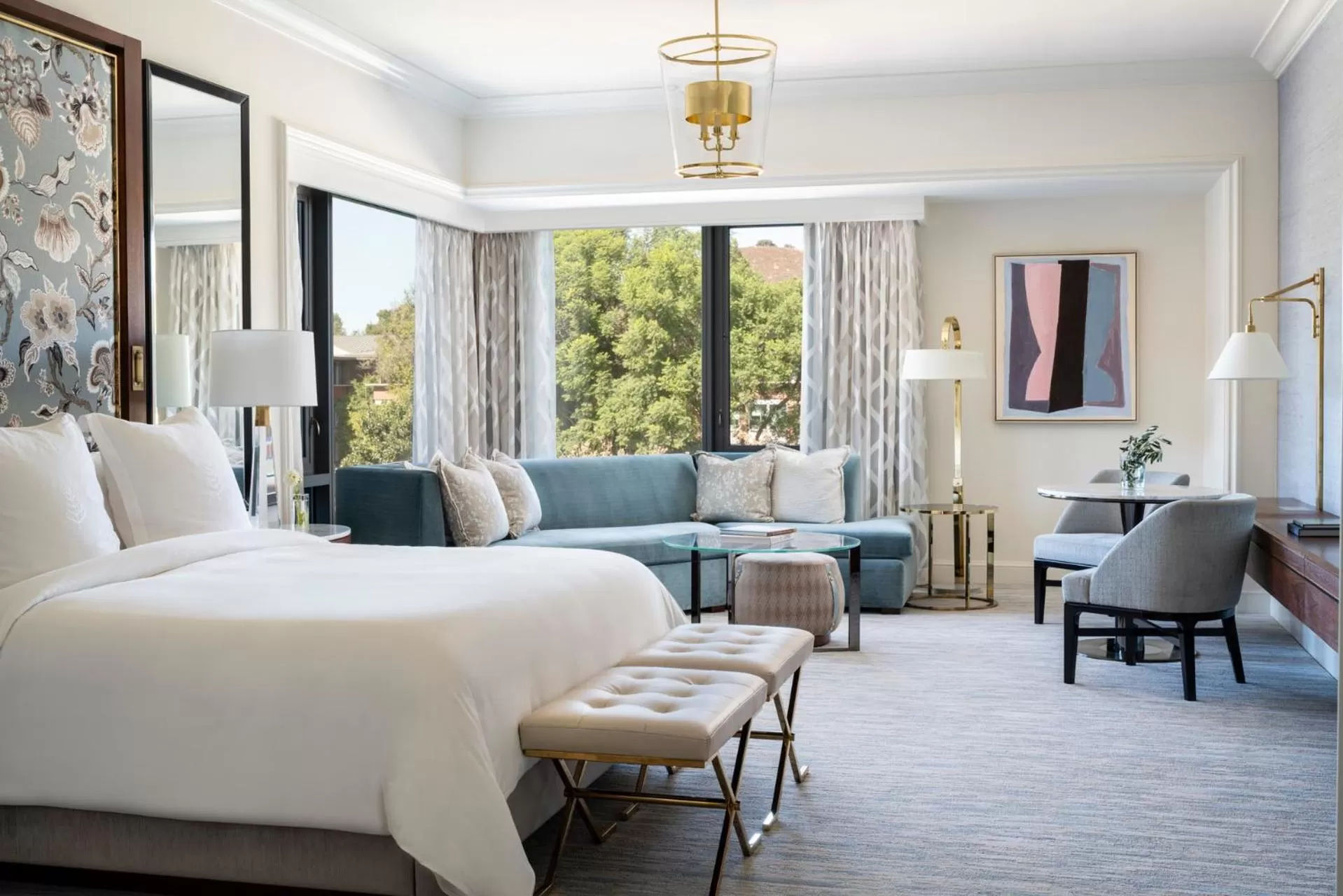 Photo of the whole room, Bed in Four Seasons Hotel Westlake Village