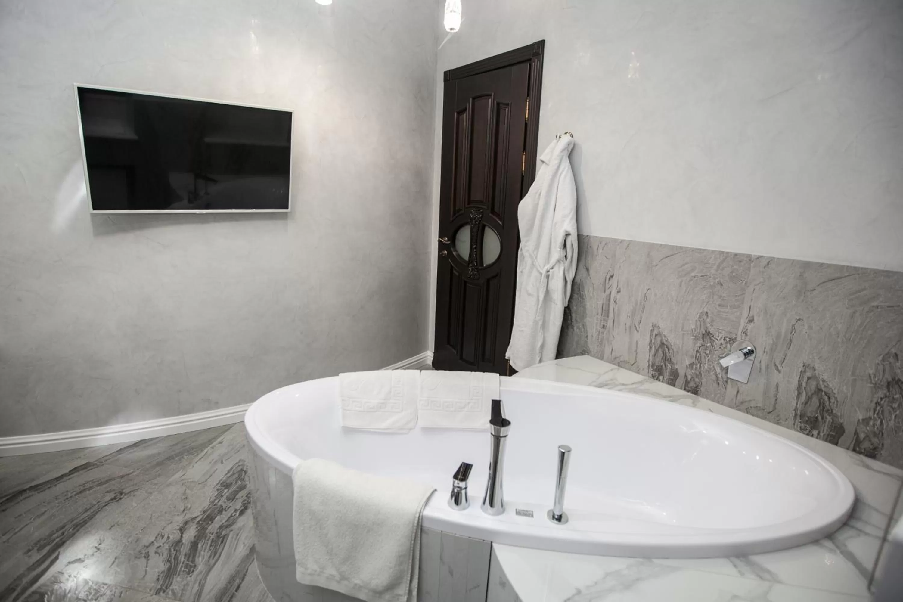 Bathroom in Hotel "Mandarin Clubhouse"
