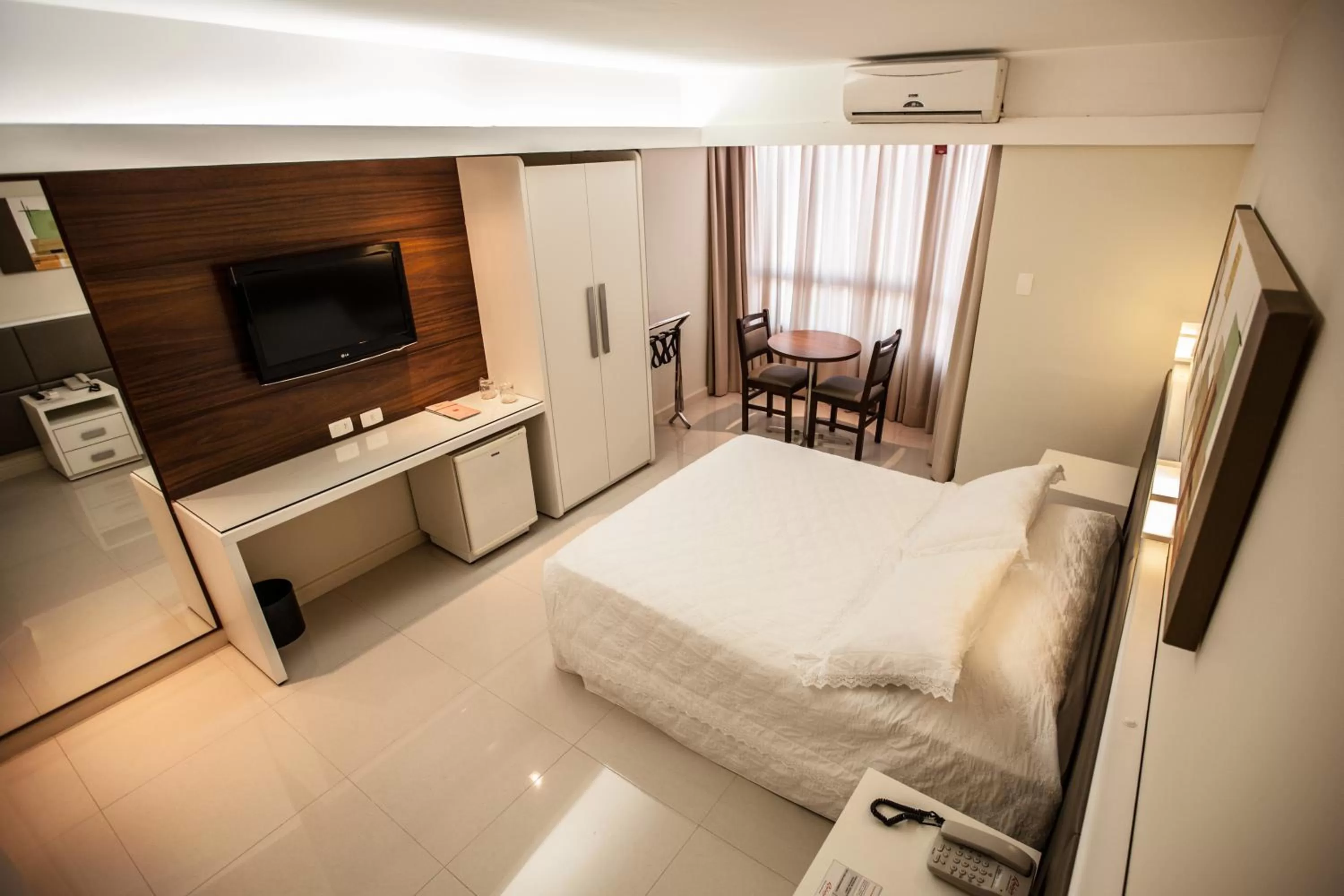 Photo of the whole room, Bed in Rafain Palace Hotel & Convention Center