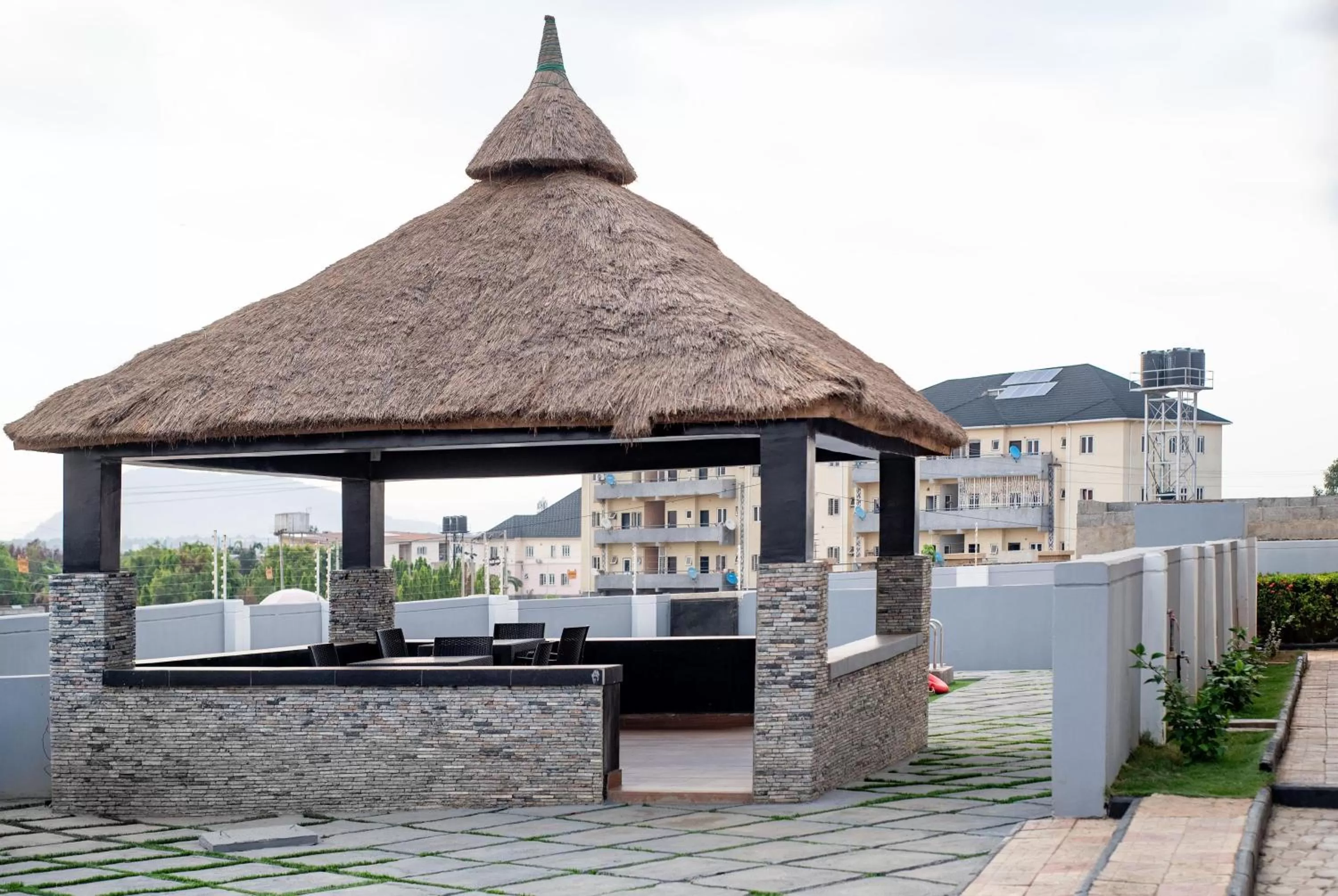  in Whytescape Serviced Apartments