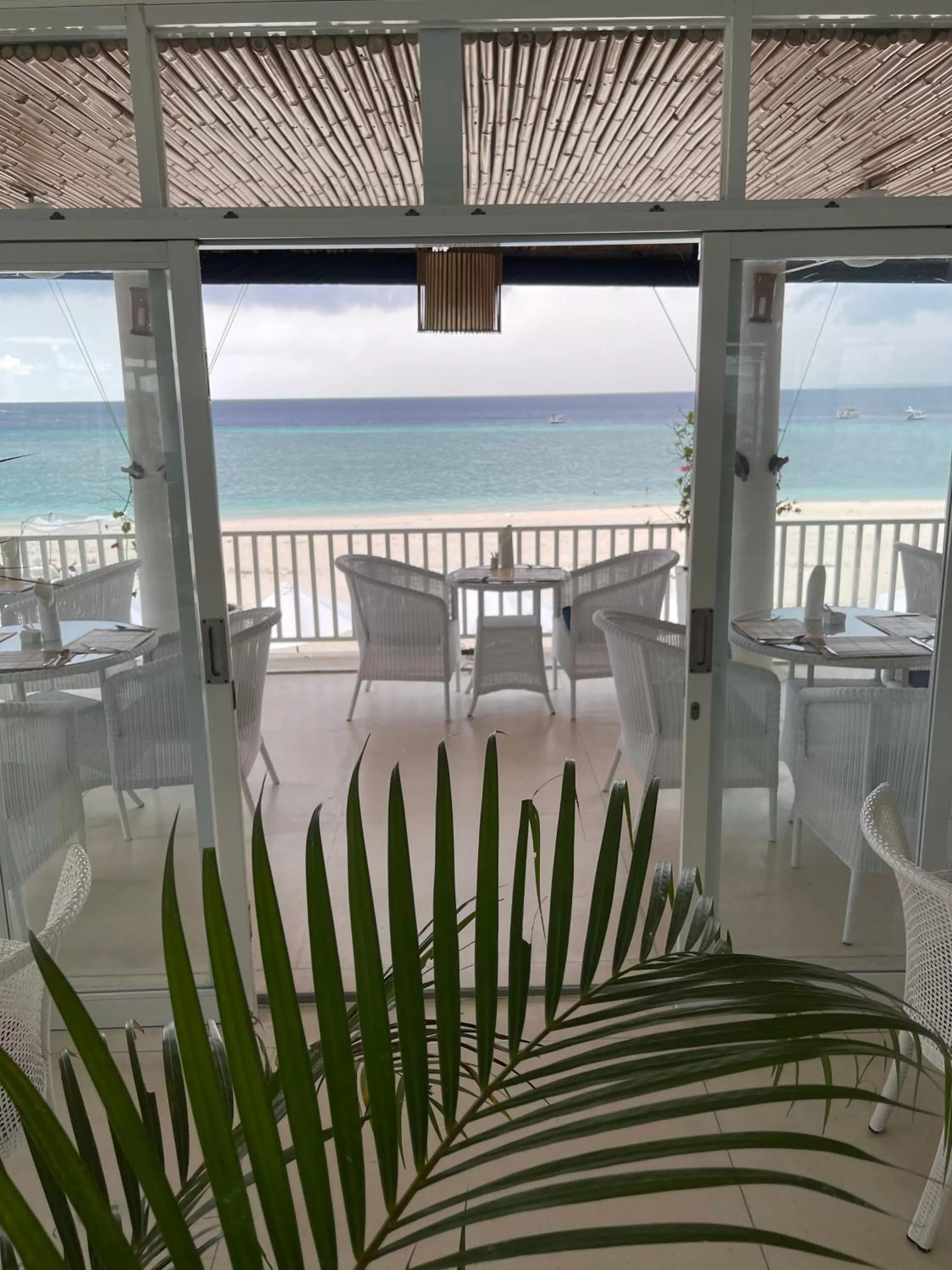 Restaurant/places to eat in Seri Resort Gili Meno - Adults Only