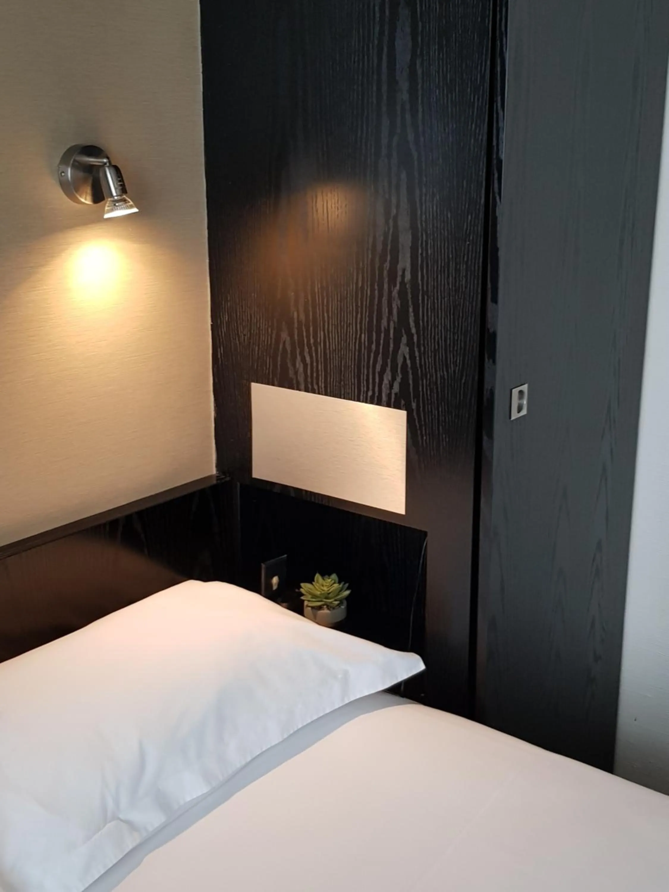 Bedroom, Bed in HOTEL ALISON