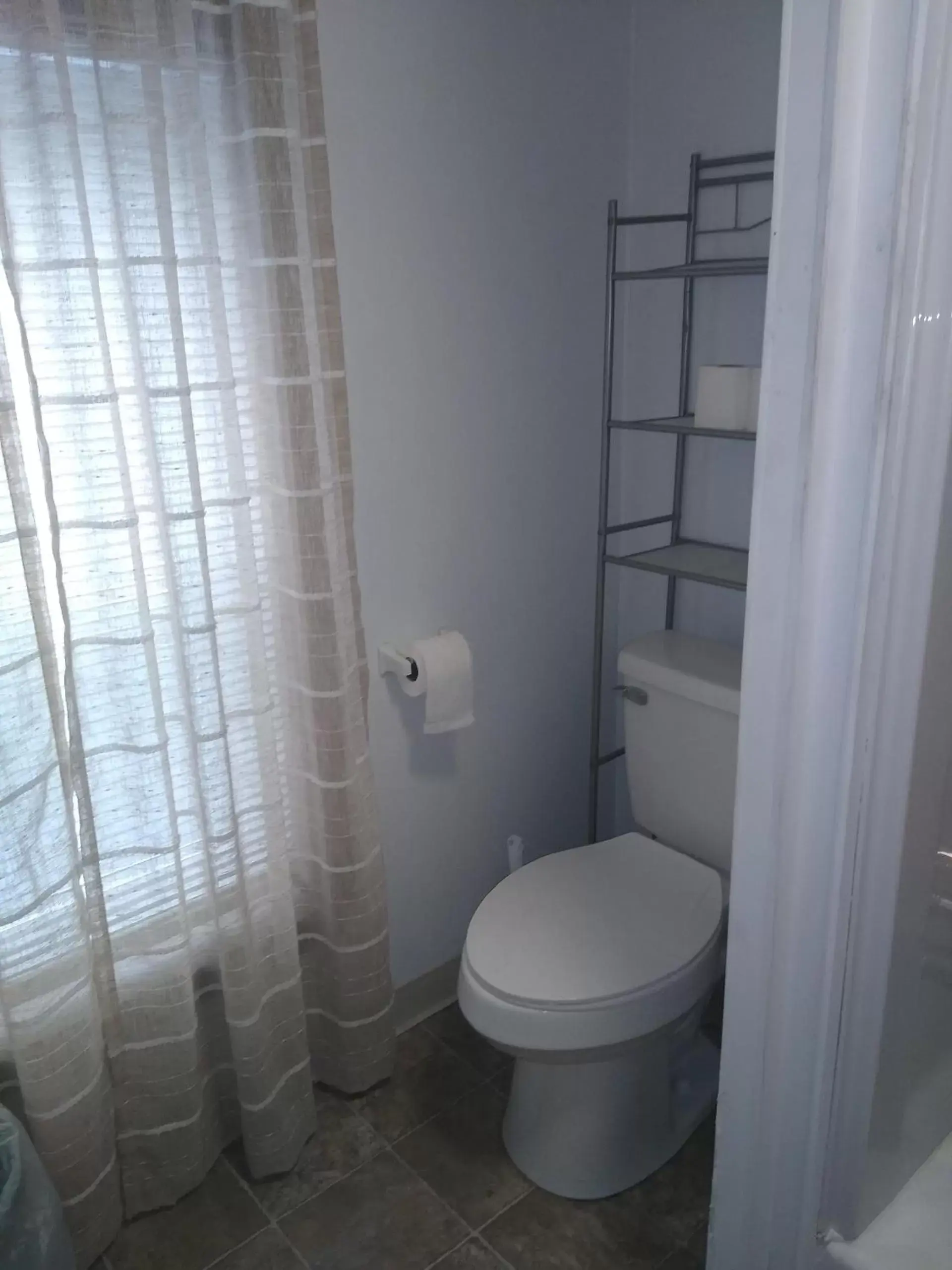 Family Suite in Rest Stop 6 Inn Family Suite in Rest Stop 6 Inn