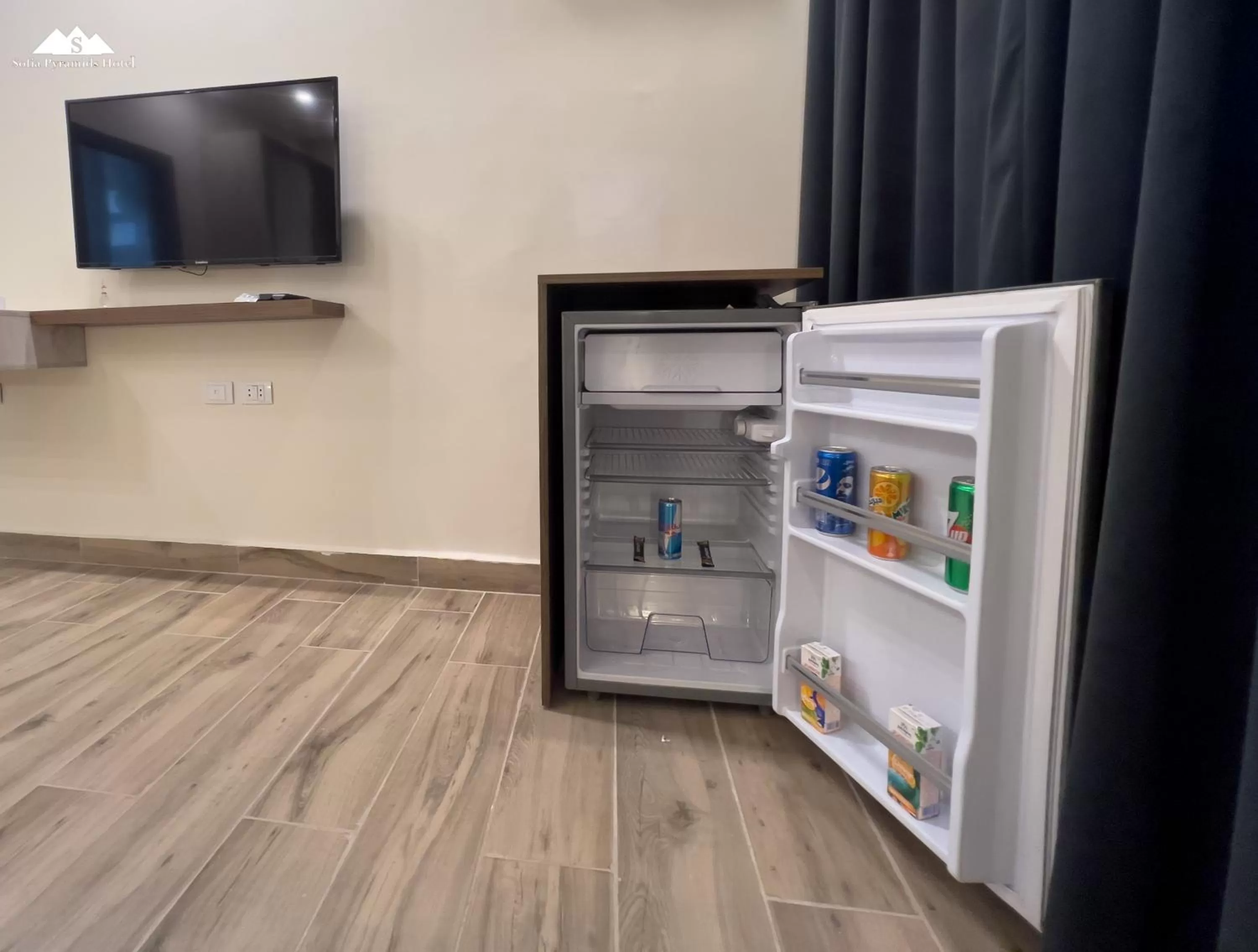 Deluxe Double Room - single occupancy in Sofia Pyramids Hotel