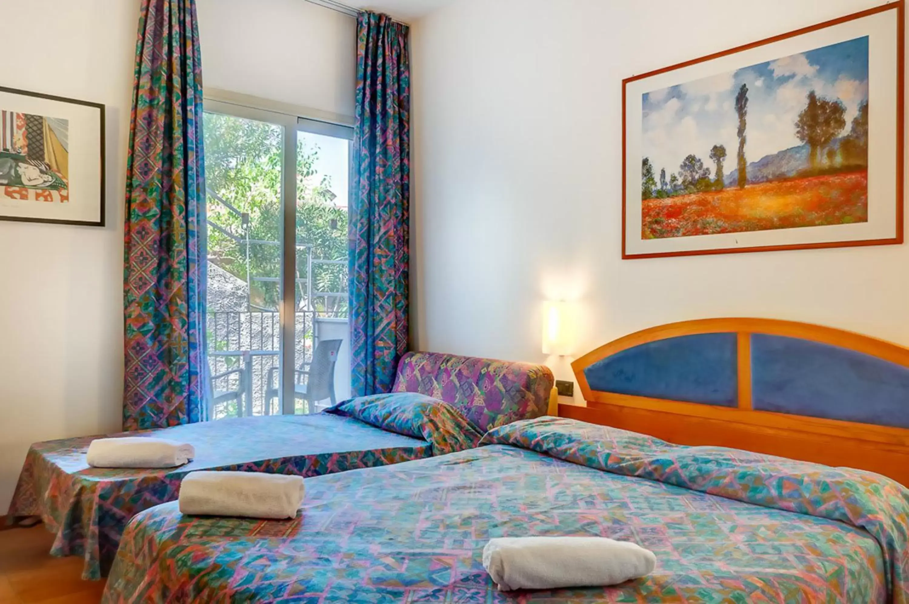 Triple Room in Hotel Antares Triple Room in Hotel Antares