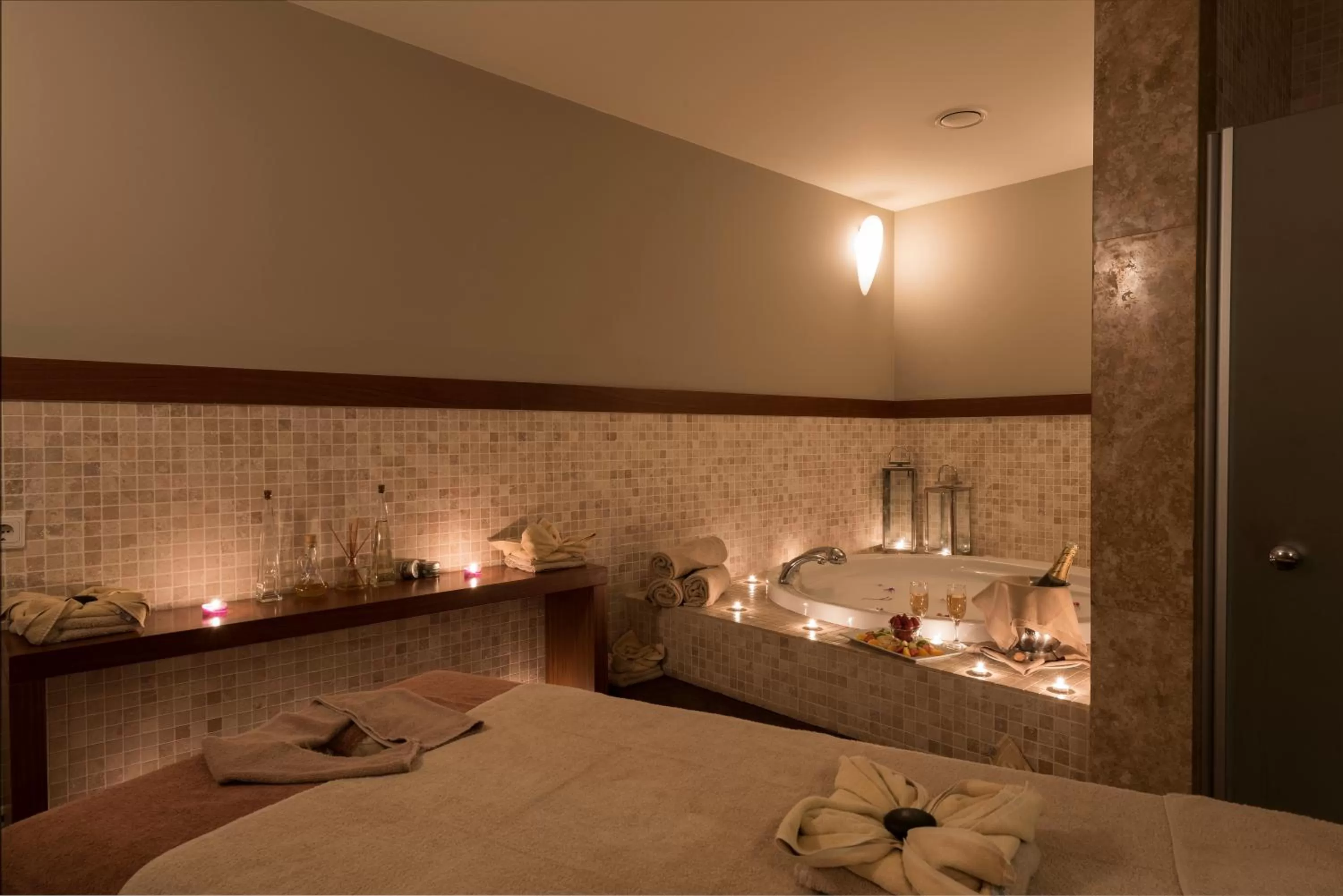 Massage, Bed in Barut Hemera - Ultra All Inclusive