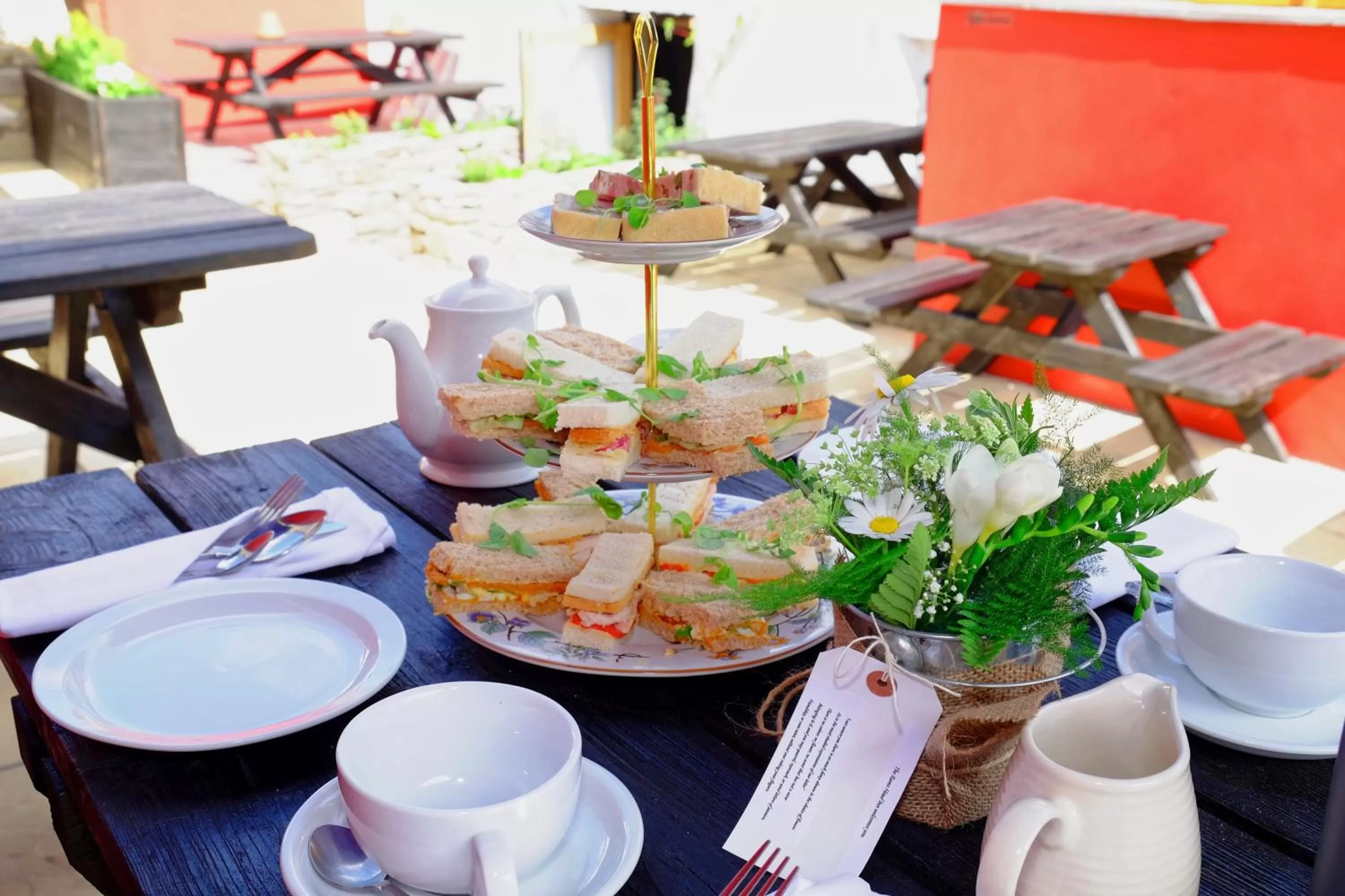 Garden in Rams Head Inn