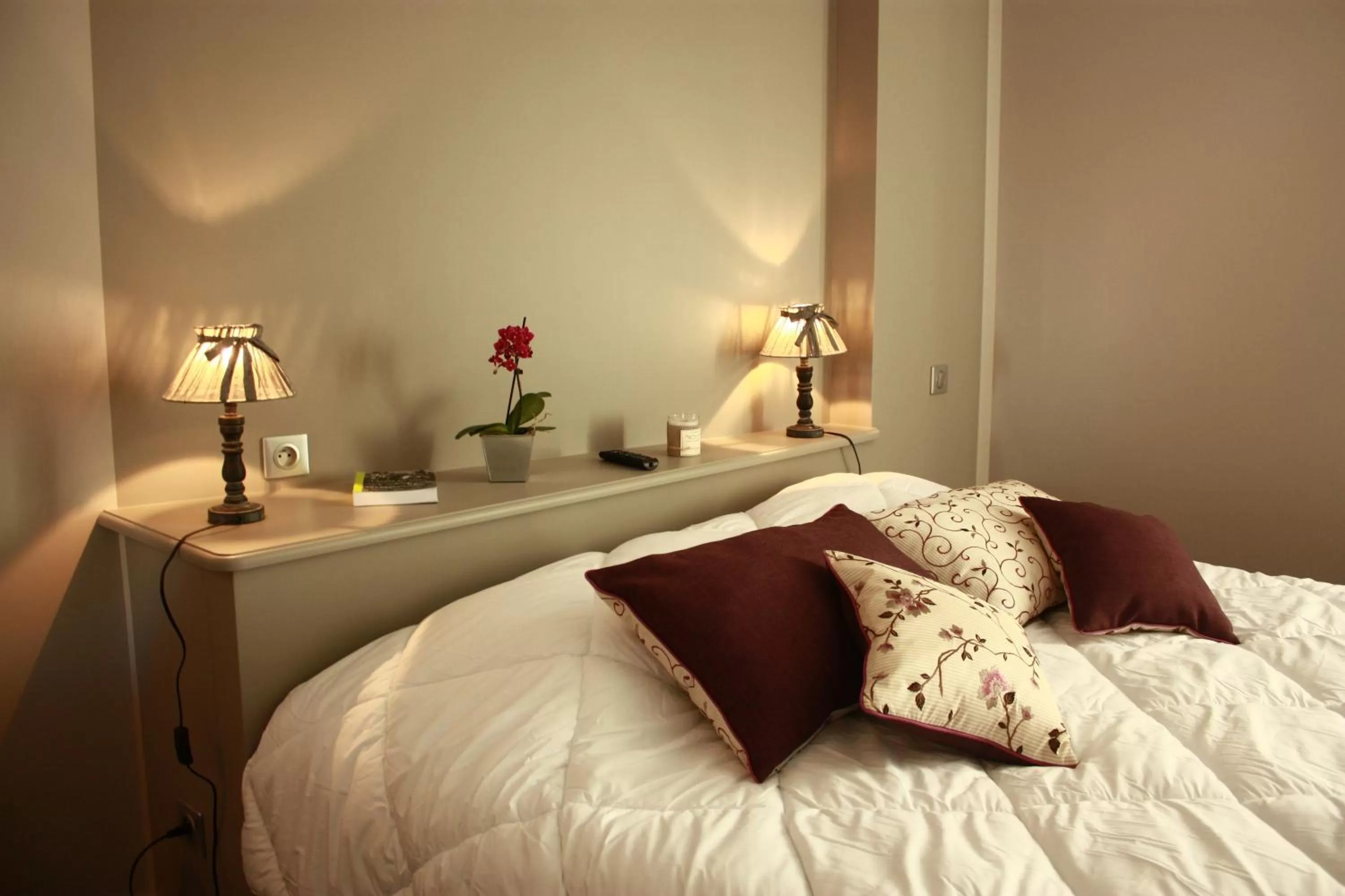 Bed in La Maison d'Adelaïde