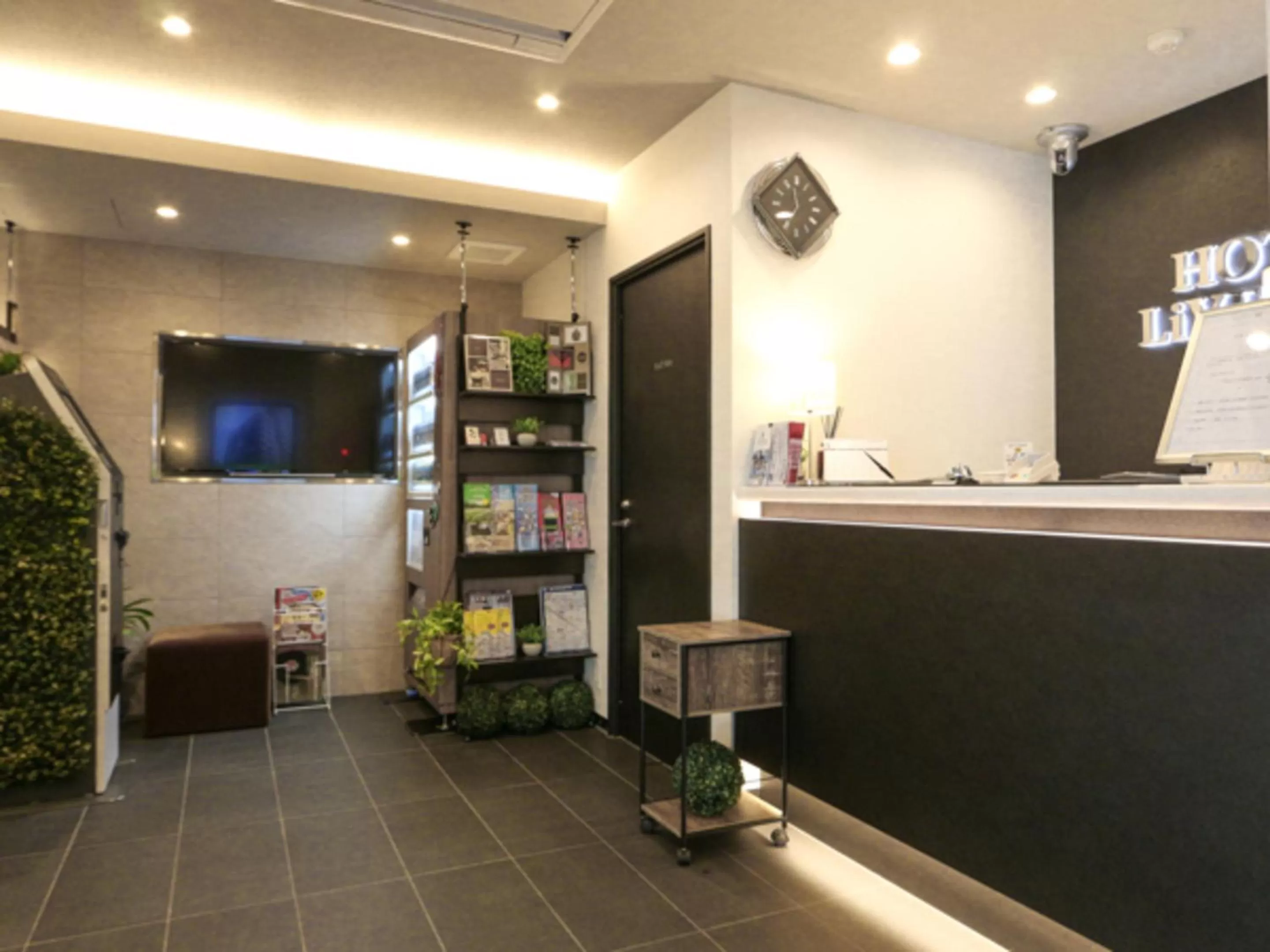 Lobby or reception in HOTEL LiVEMAX Tokyo Kanda-Ekimae