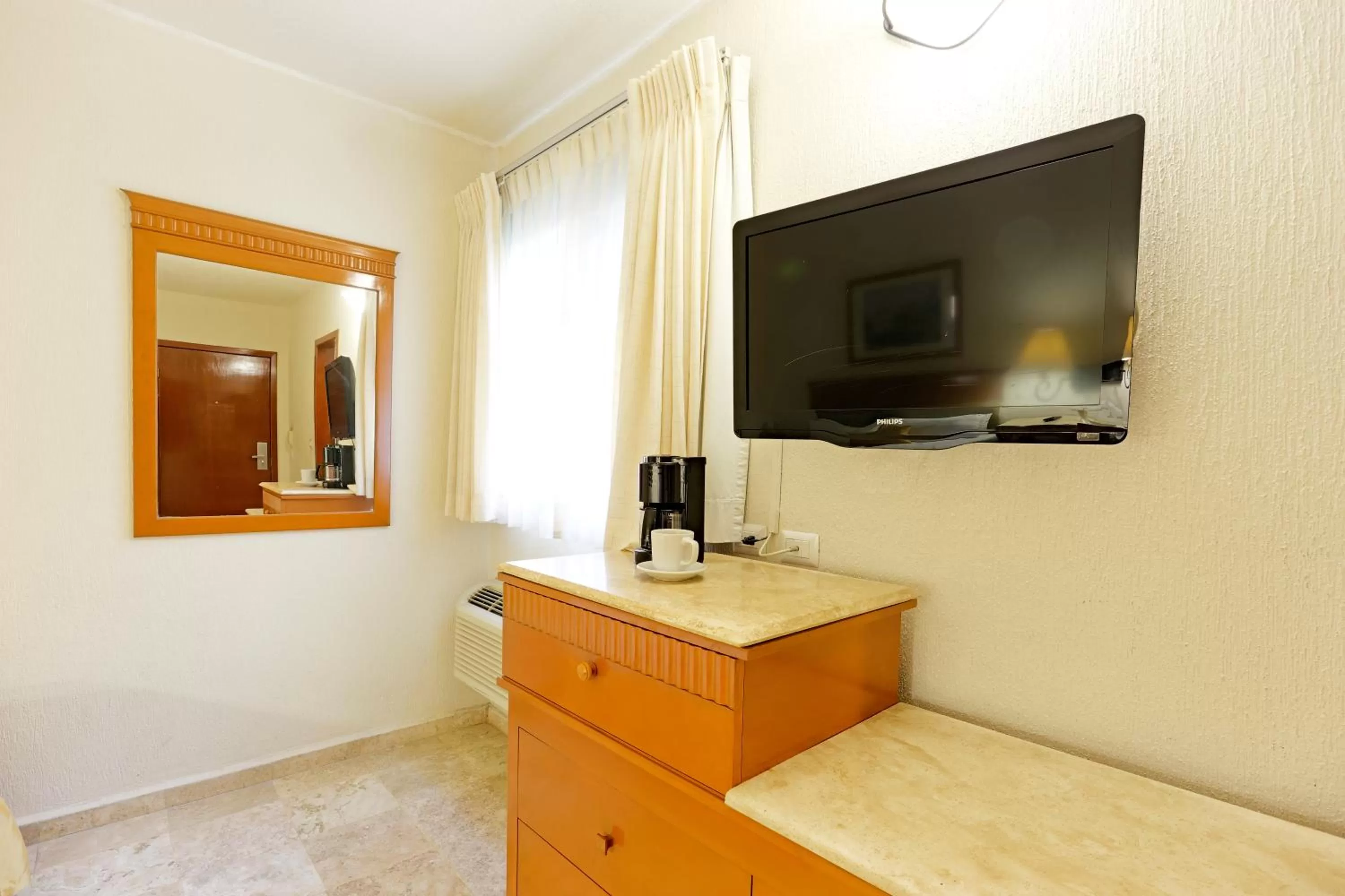 Decorative detail in Hotel Olmeca Plaza