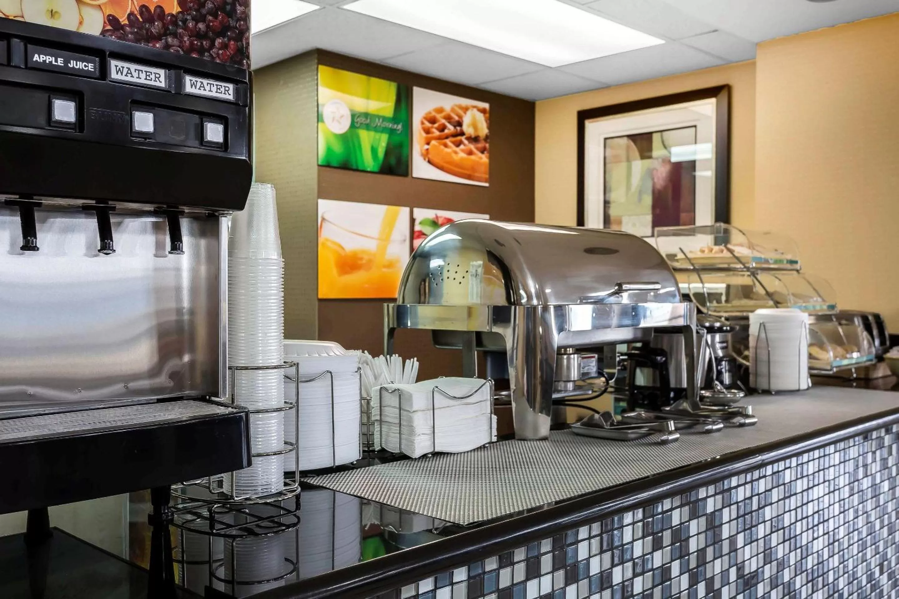 Restaurant/places to eat in Quality Inn Dumas