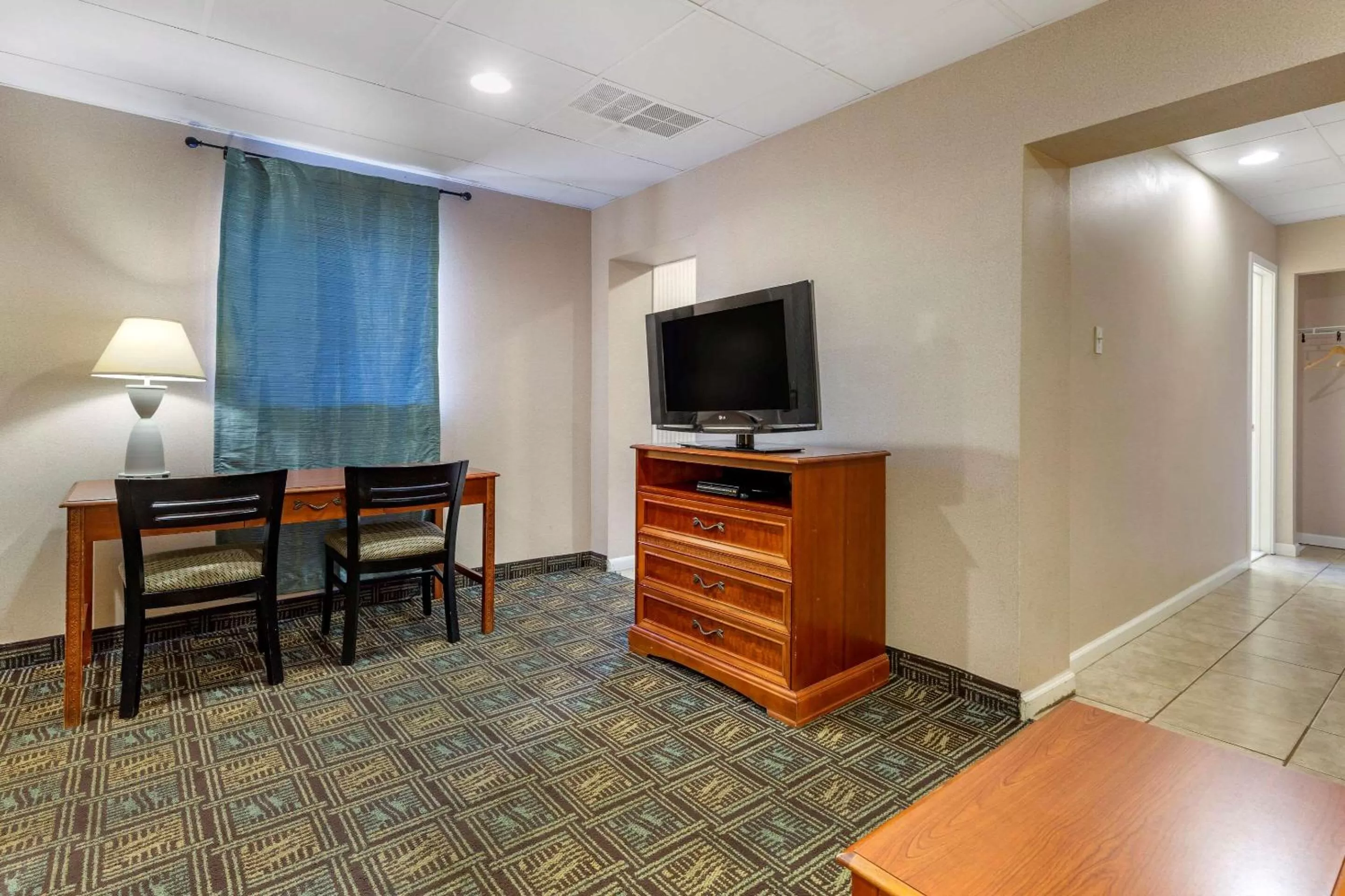 Photo of the whole room in Quality Inn Boardwalk