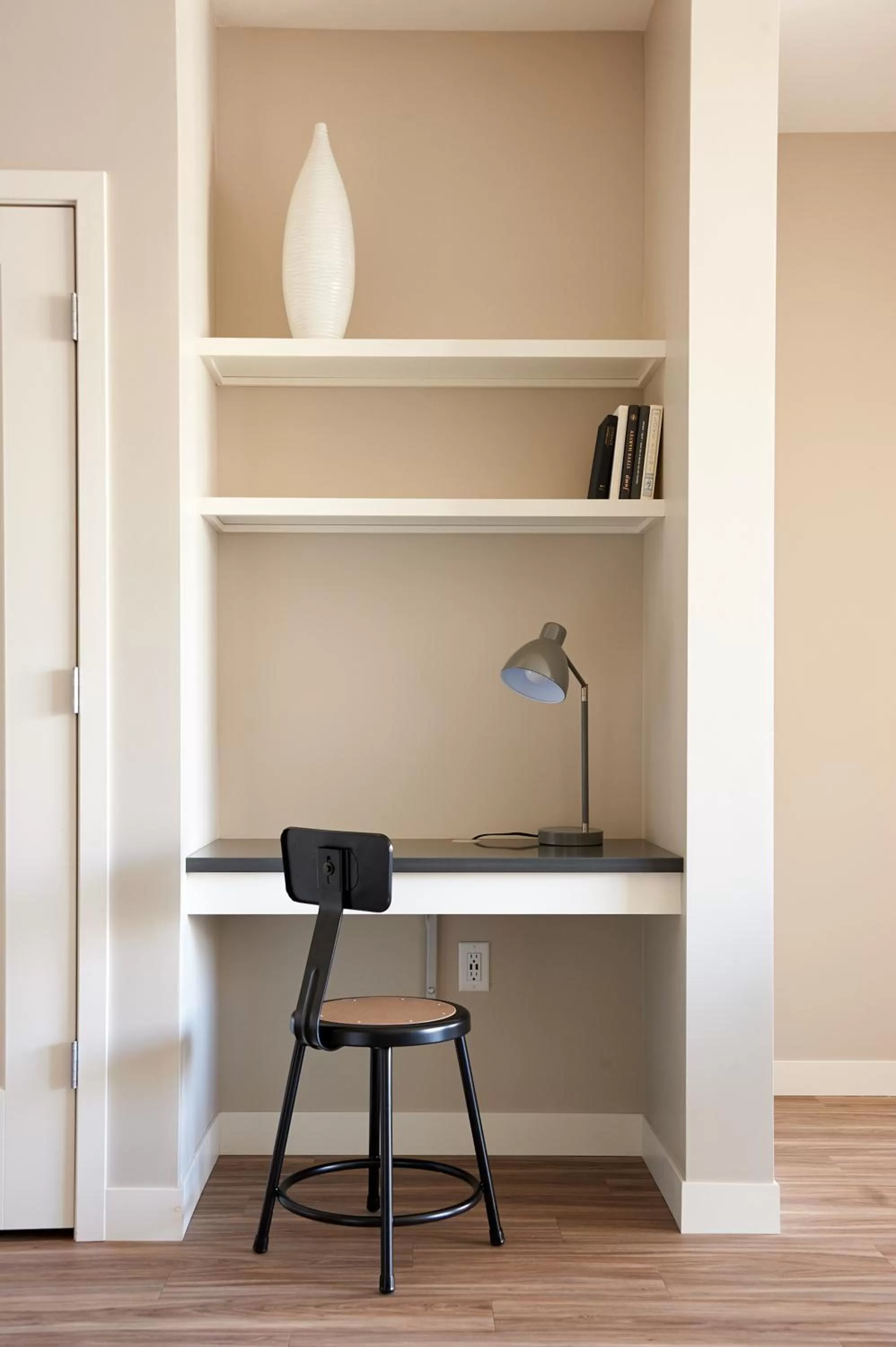 Living room, Fitness Center/Facilities in Sonder at East End