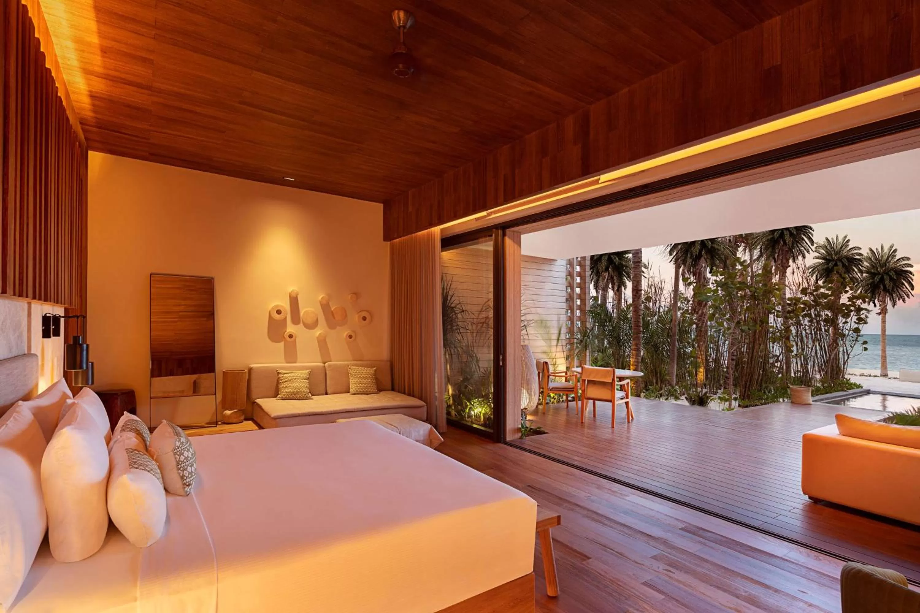 Photo of the whole room, Bed in Banyan Tree Mayakoba