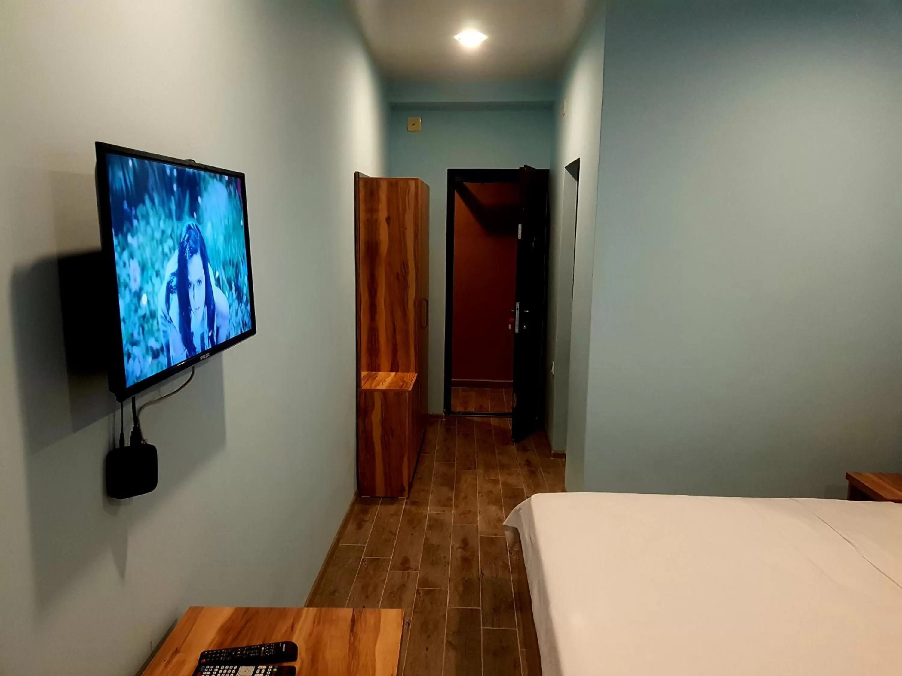 Communal lounge/ TV room in Aparthotel costa