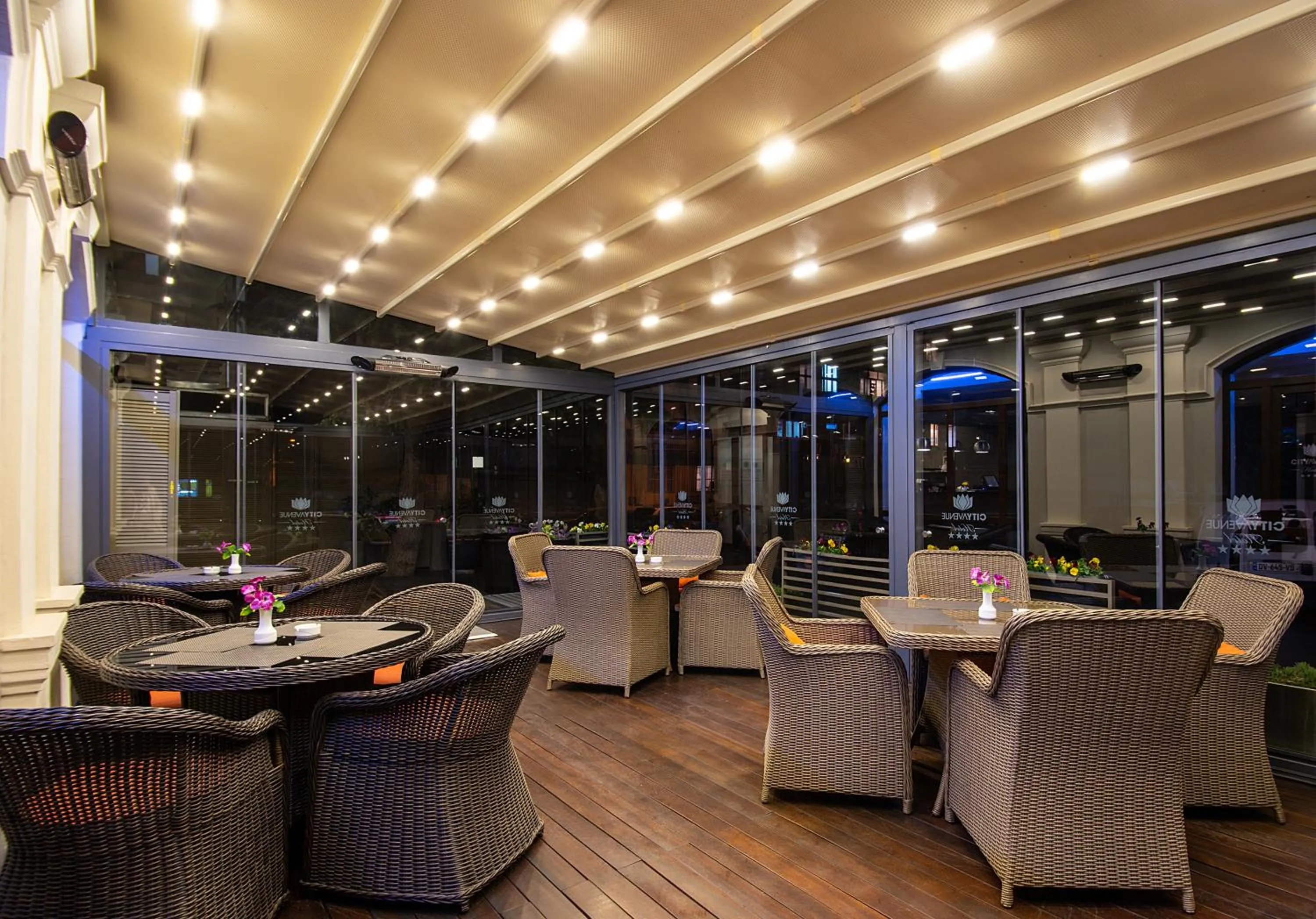 Balcony/Terrace in City Avenue Hotel