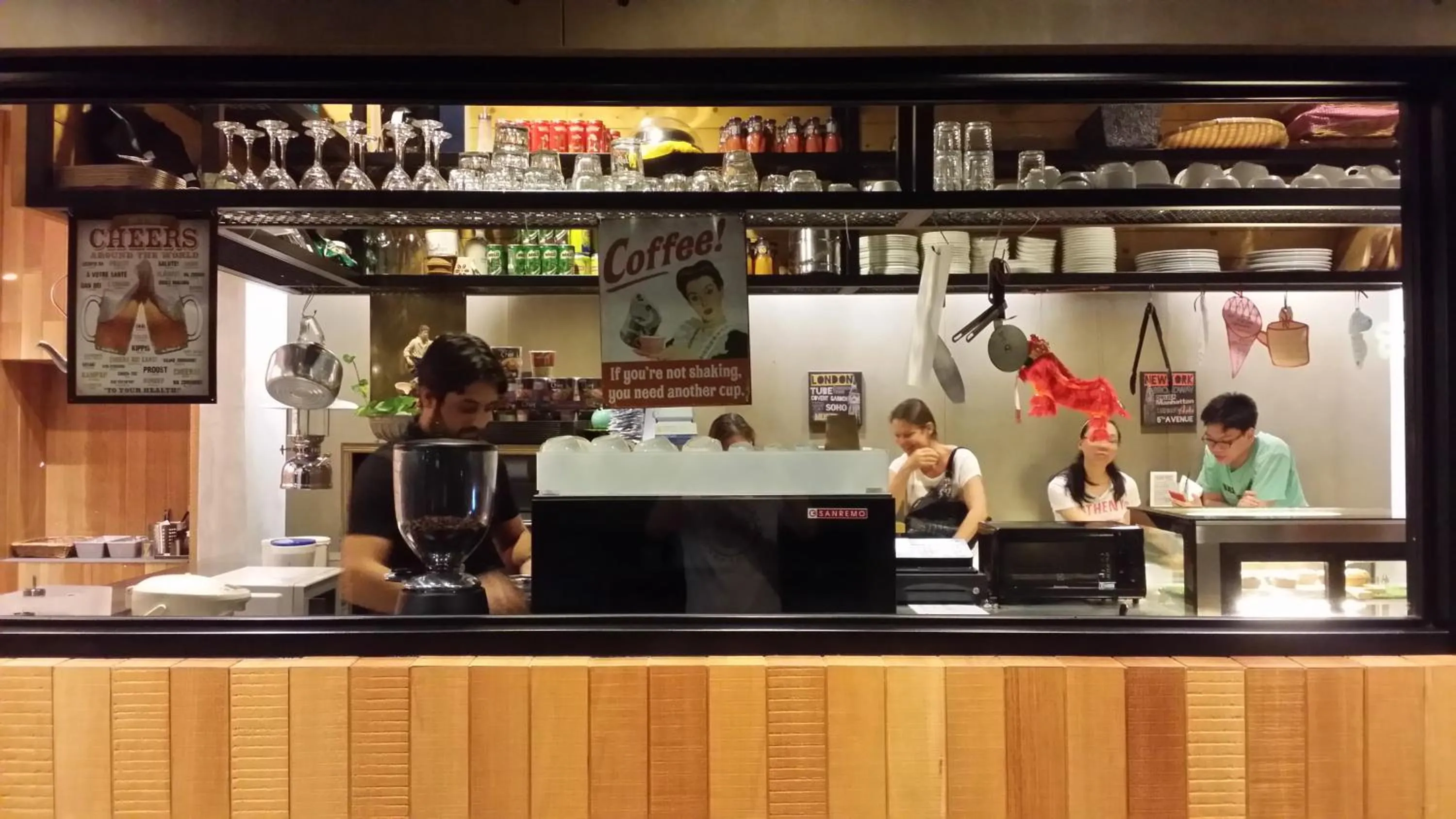 Restaurant/places to eat in Go Hotel