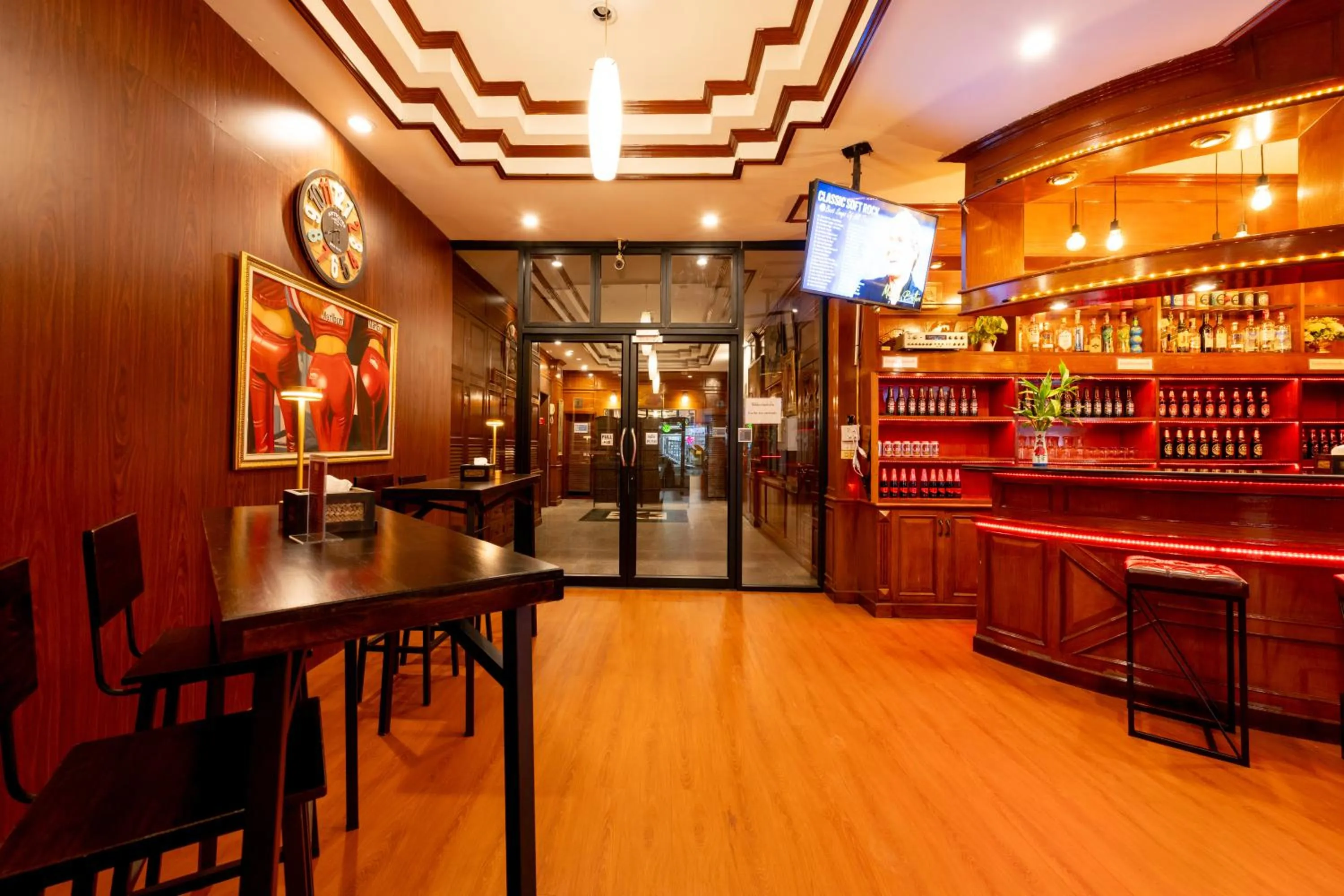 Lounge or bar in Lamai Hotel