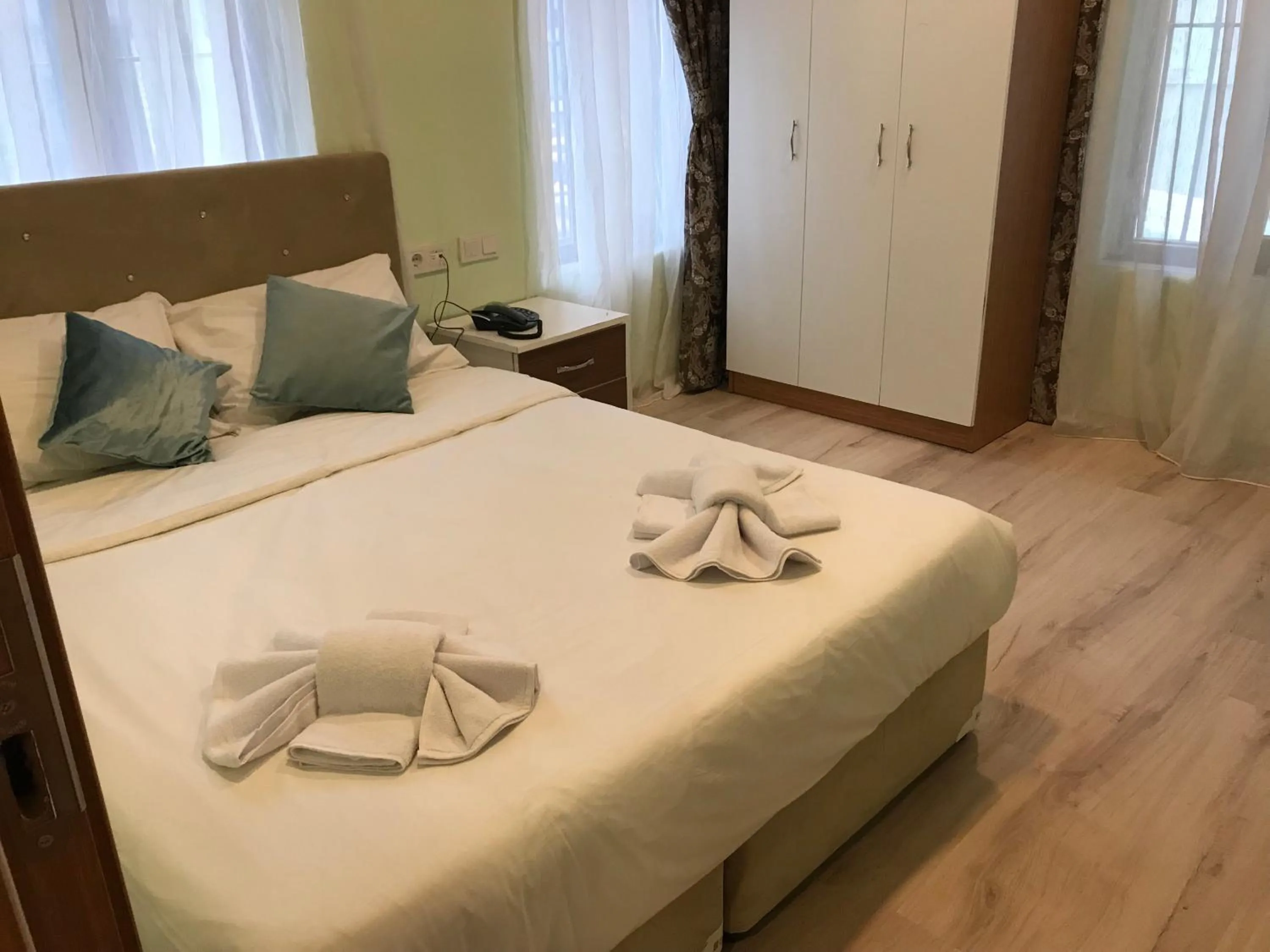 Photo of the whole room in Historial Hotel