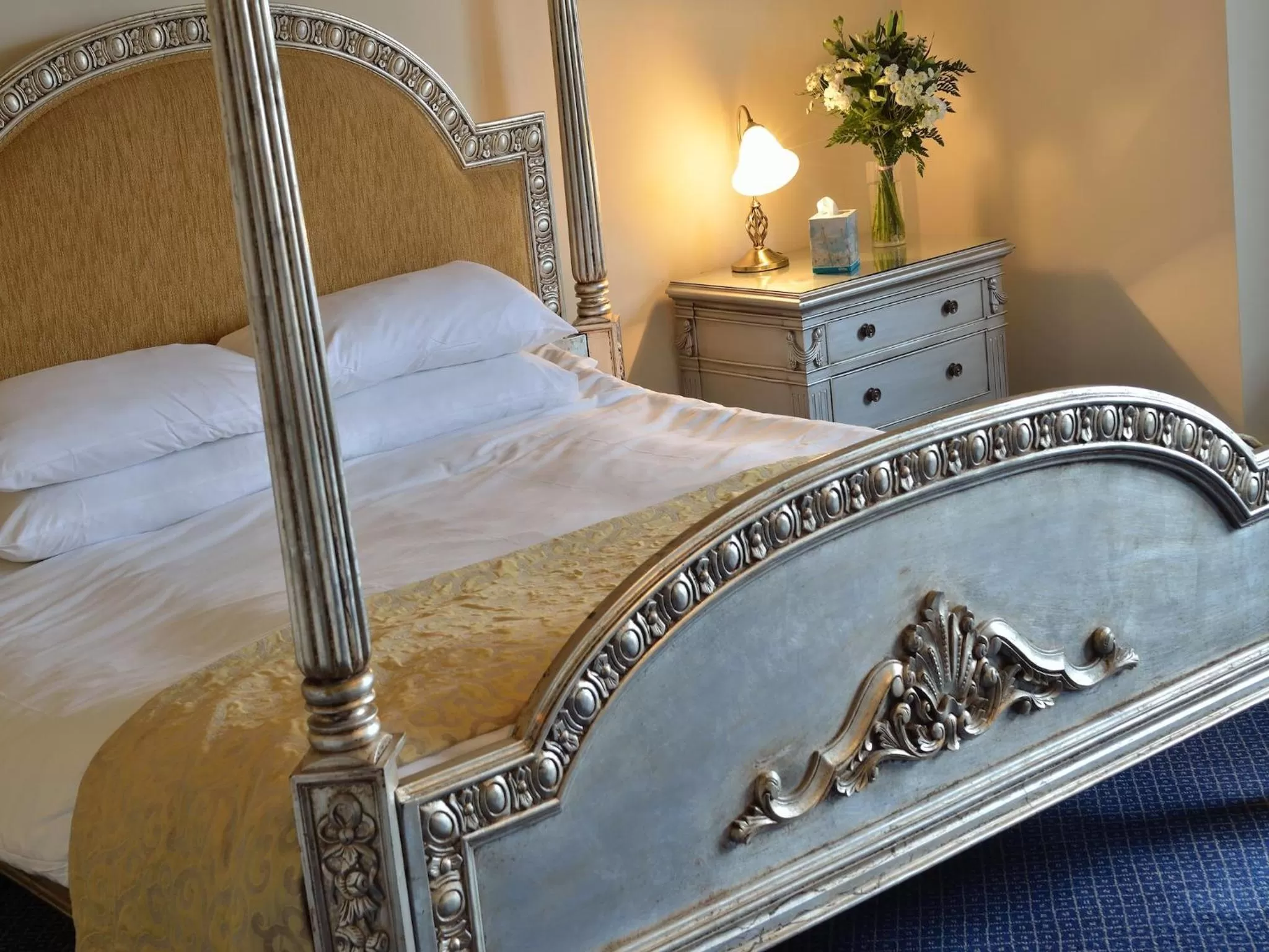 Bedroom, Bed in The Riverside