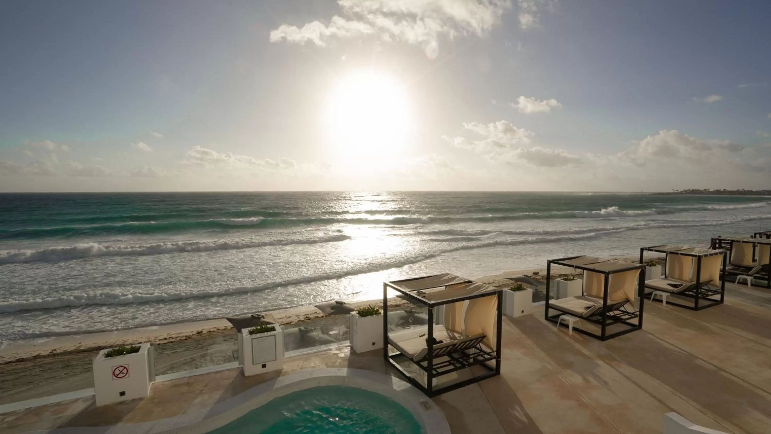 Beach in Oleo Cancun Playa All Inclusive Resort