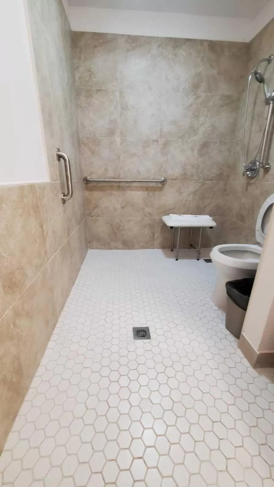 Bathroom in Studio 6 Branson West MO Silver Dollar City