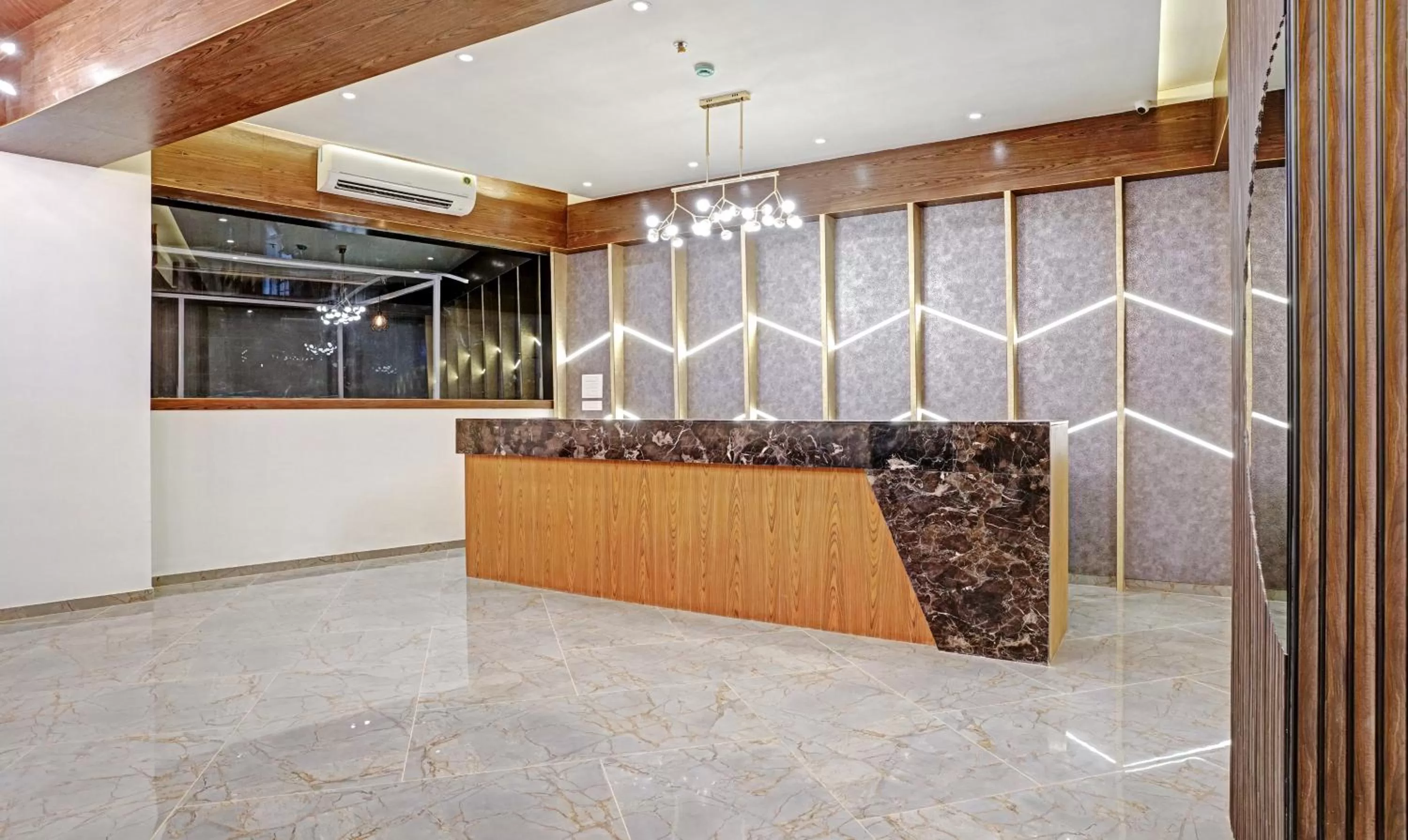 Lobby or reception in Treebo Premium Widlor Boutique