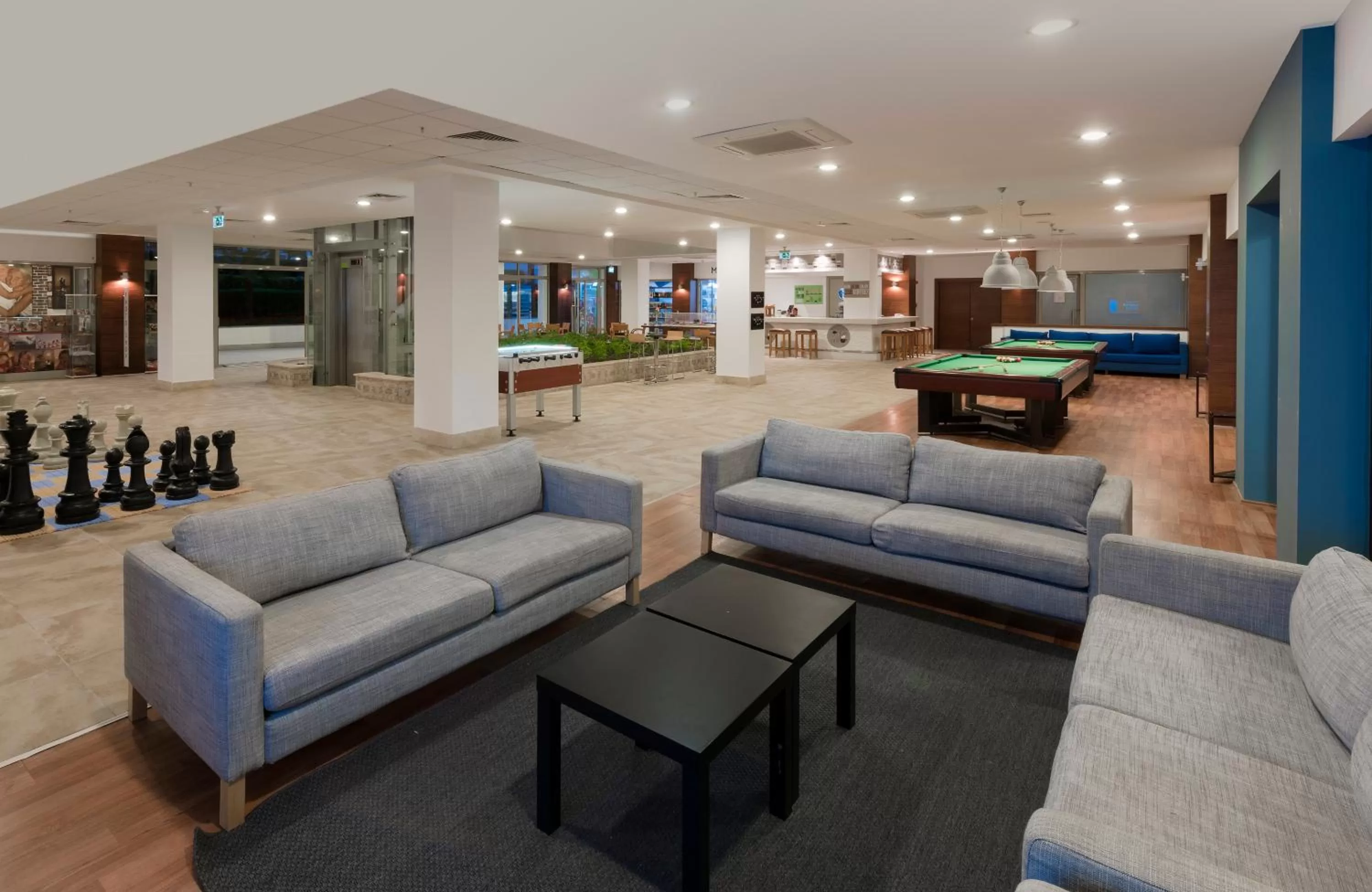 Game Room in Barut B Suites