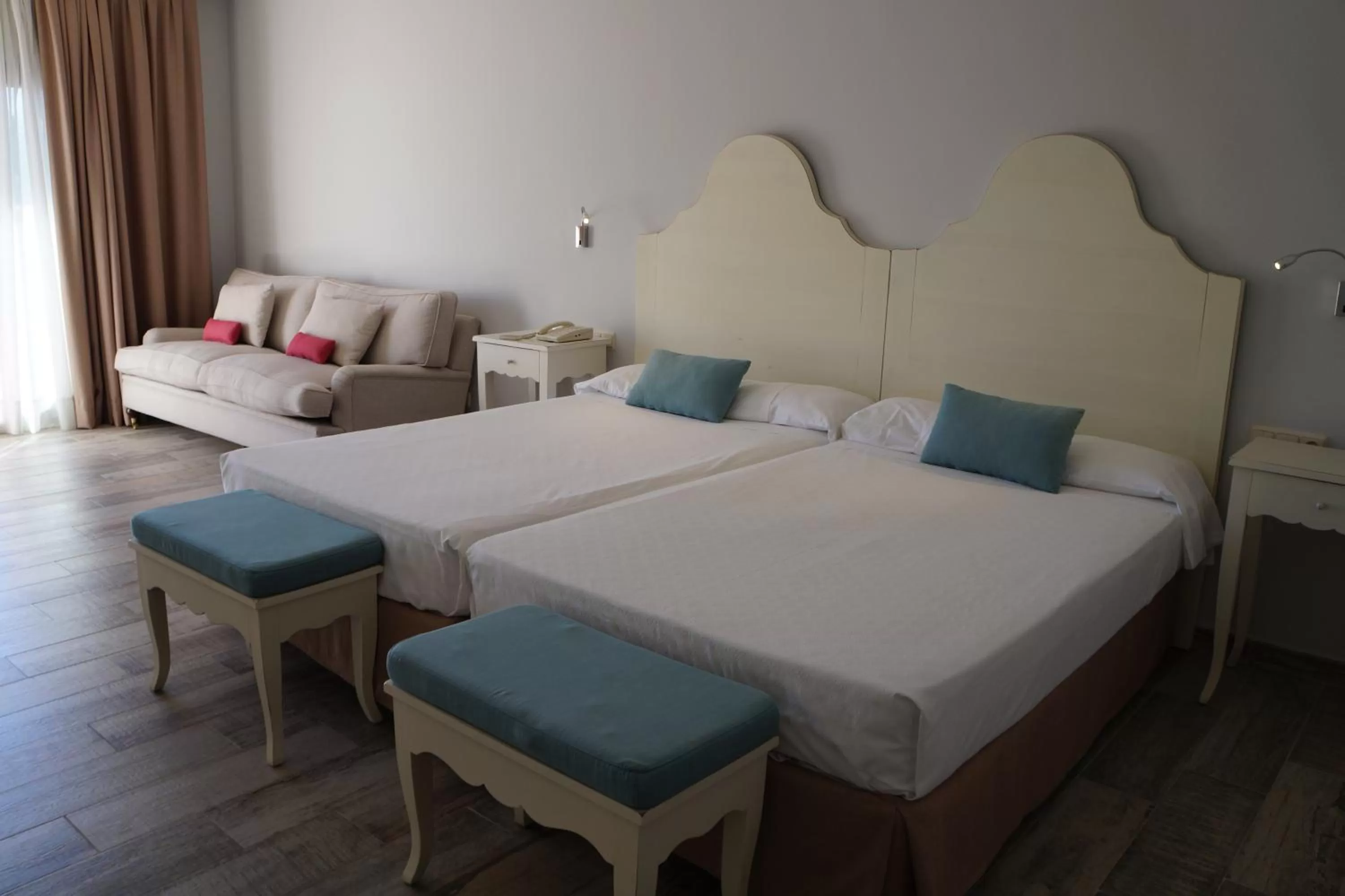 Bedroom, Bed in Alhaurin Golf Hotel