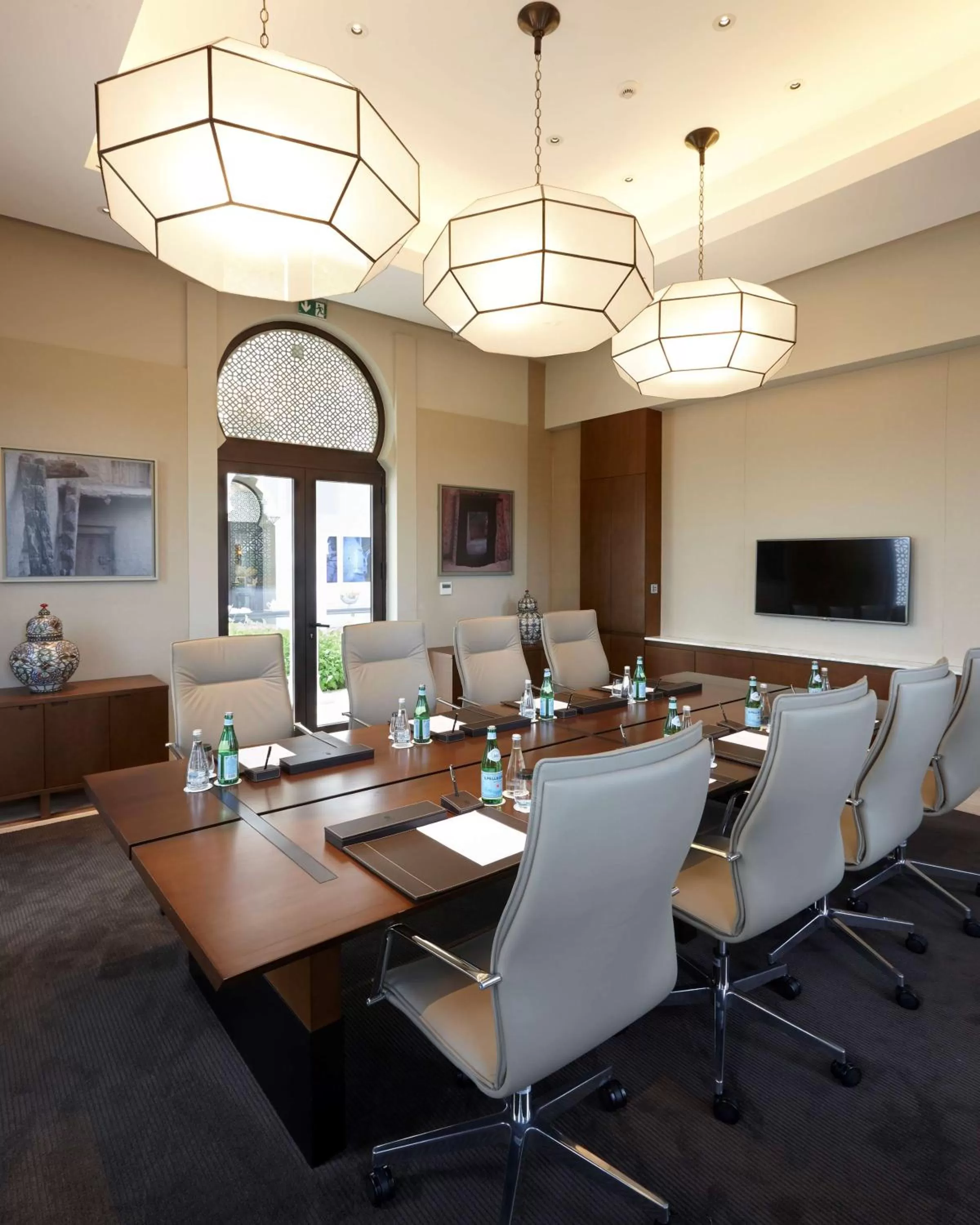 Meeting/conference room in Banyan Tree Tamouda Bay