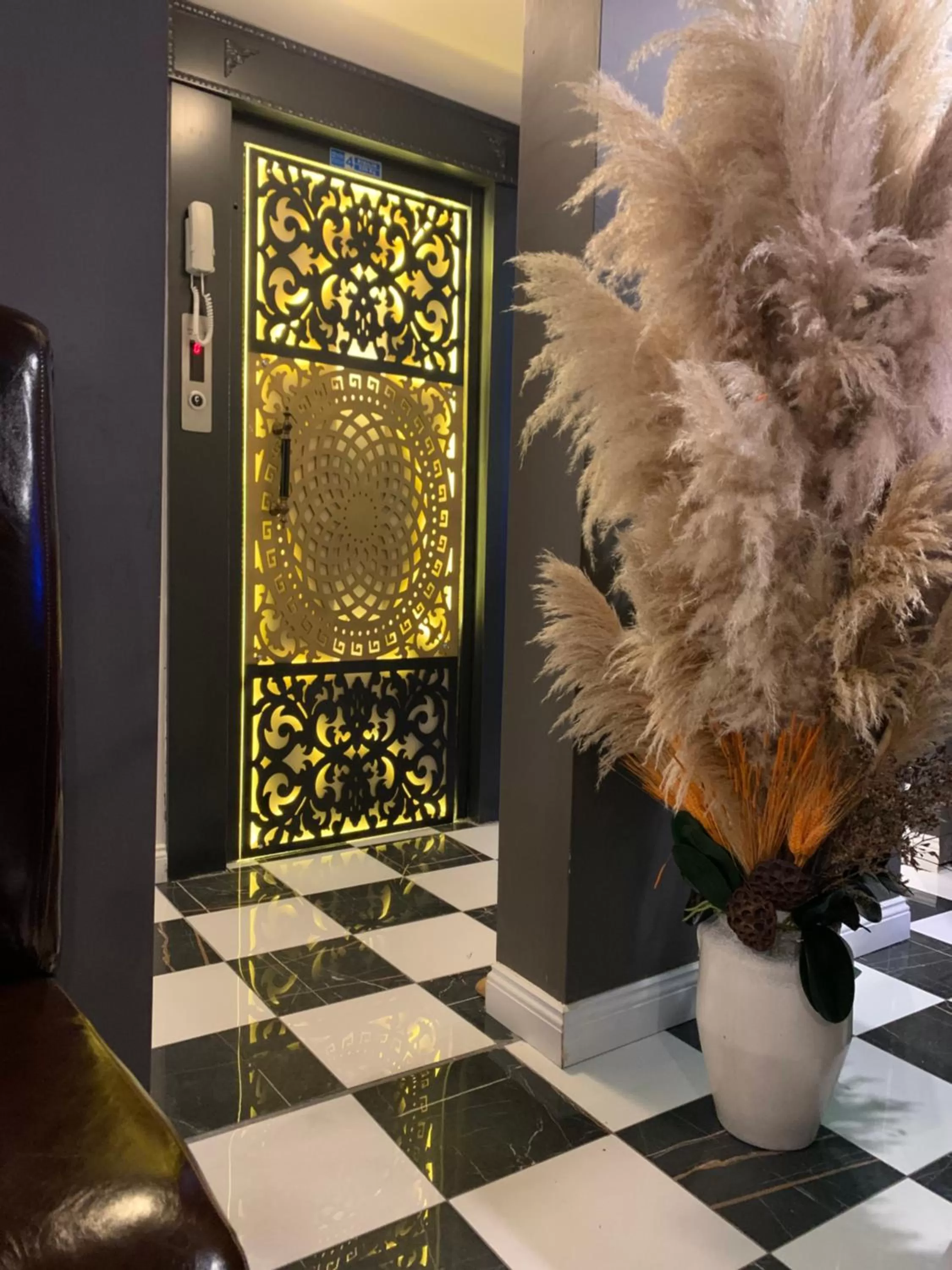 elevator in Lord Morgan & Exclusive Design Nişantaşı