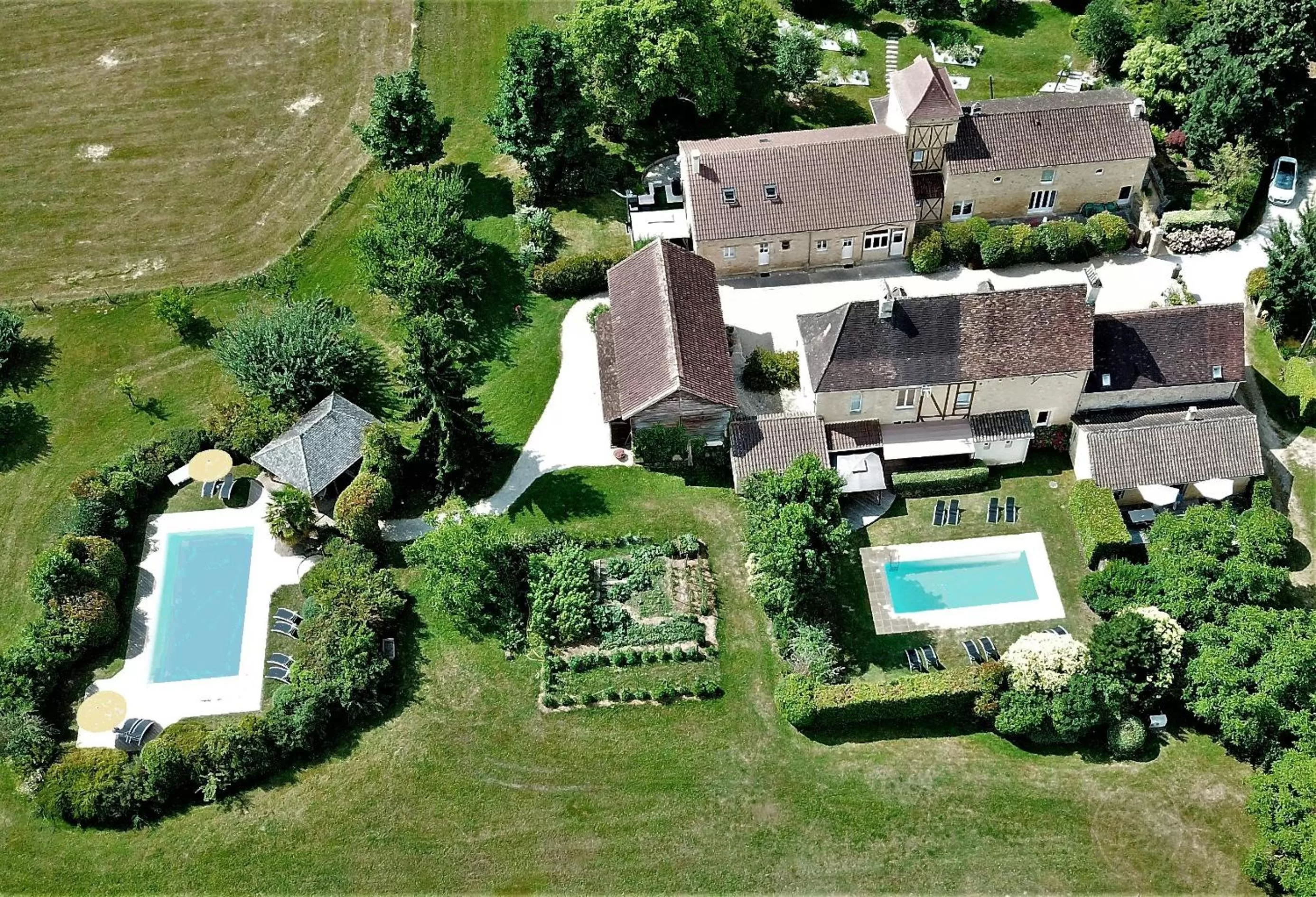 Bird's eye view, Bird's-eye View in Le Clos Vallis