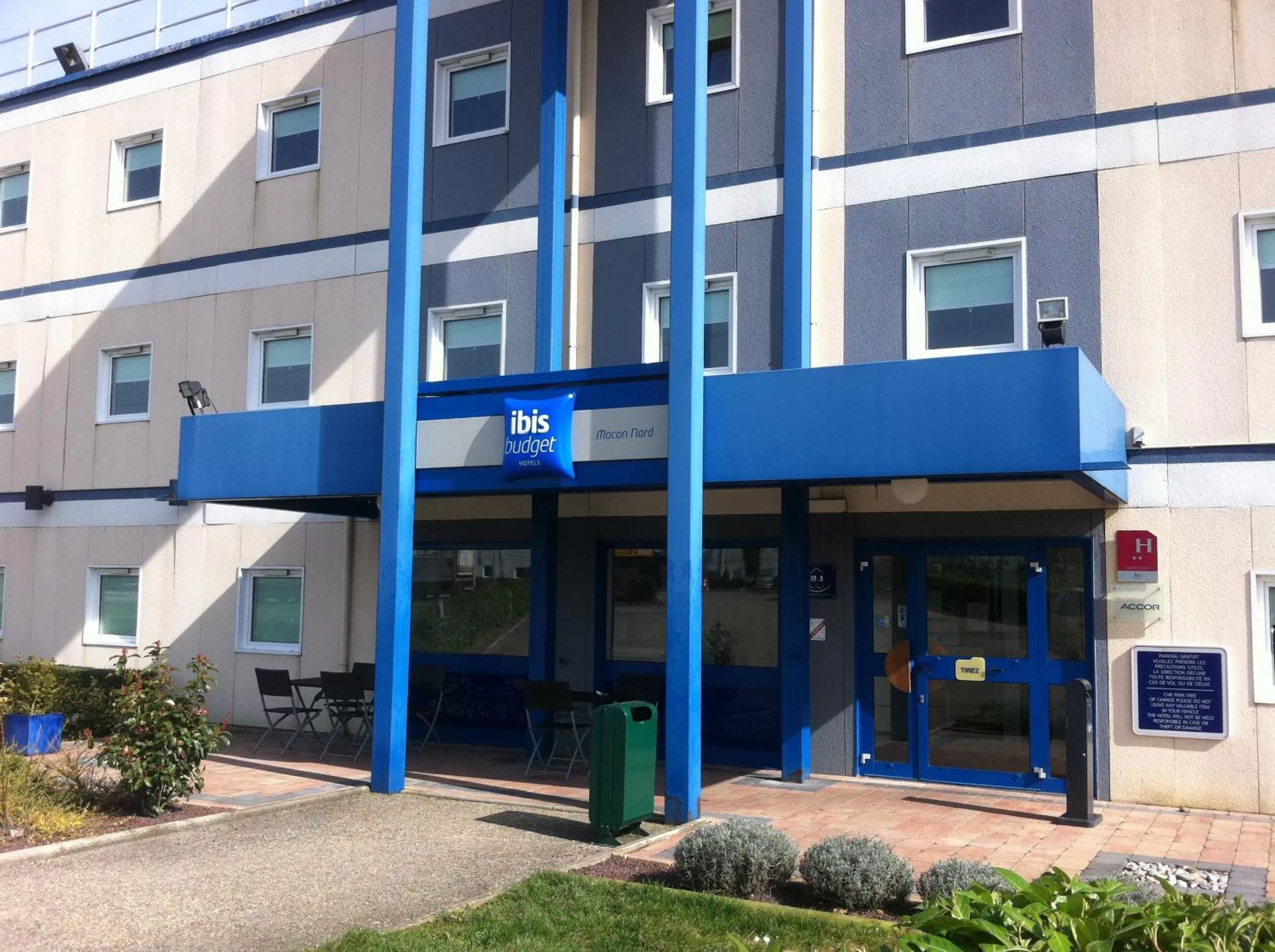 Property building in ibis budget Mâcon Nord