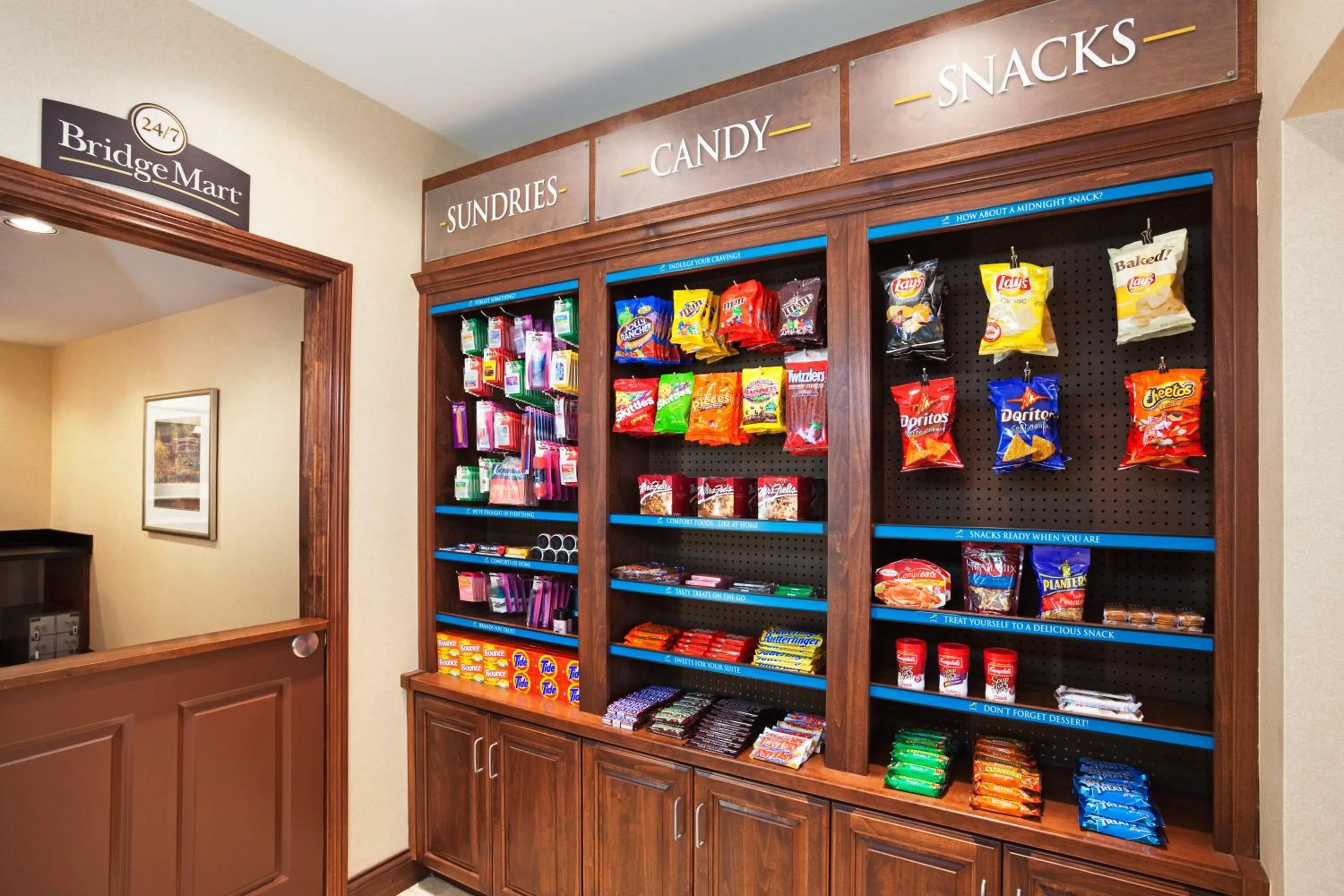 Decorative detail in Staybridge Suites-Knoxville Oak Ridge by IHG